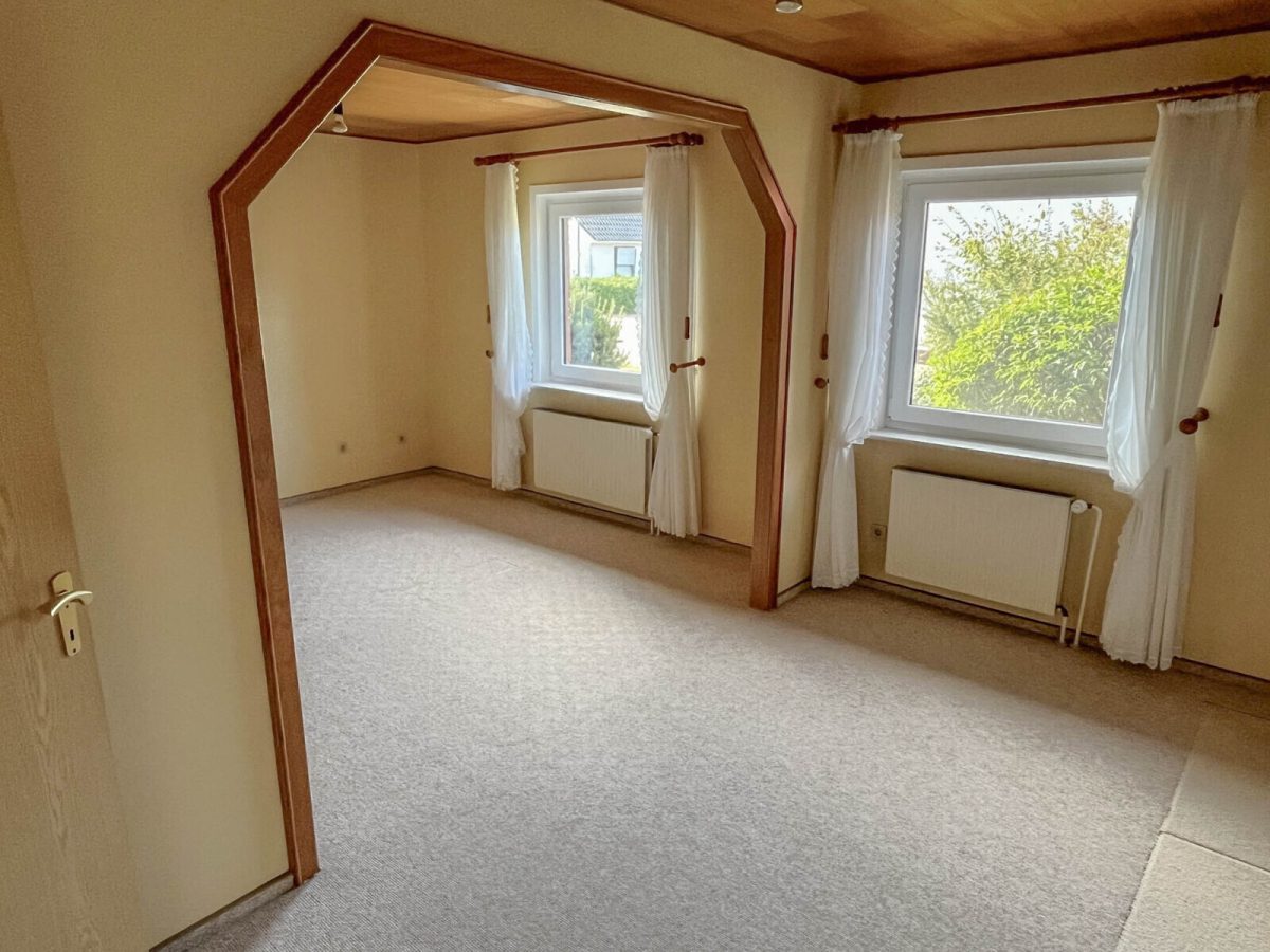 Immobilienangebot - Wasbek - Alle - Aus 1. Hand - gepflegter Walmdachbungalow im schönen Wasbek