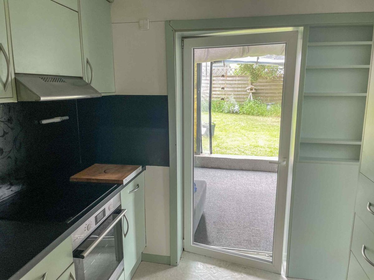 Immobilienangebot - Kiel / Neumühlen-Dietrichsdorf - Alle - 3 Wohnungen bringen Mieteinnahmen - Die 4 gehört Ihnen - Mehrfamilienhaus in Kiel -Dietrichsdorf