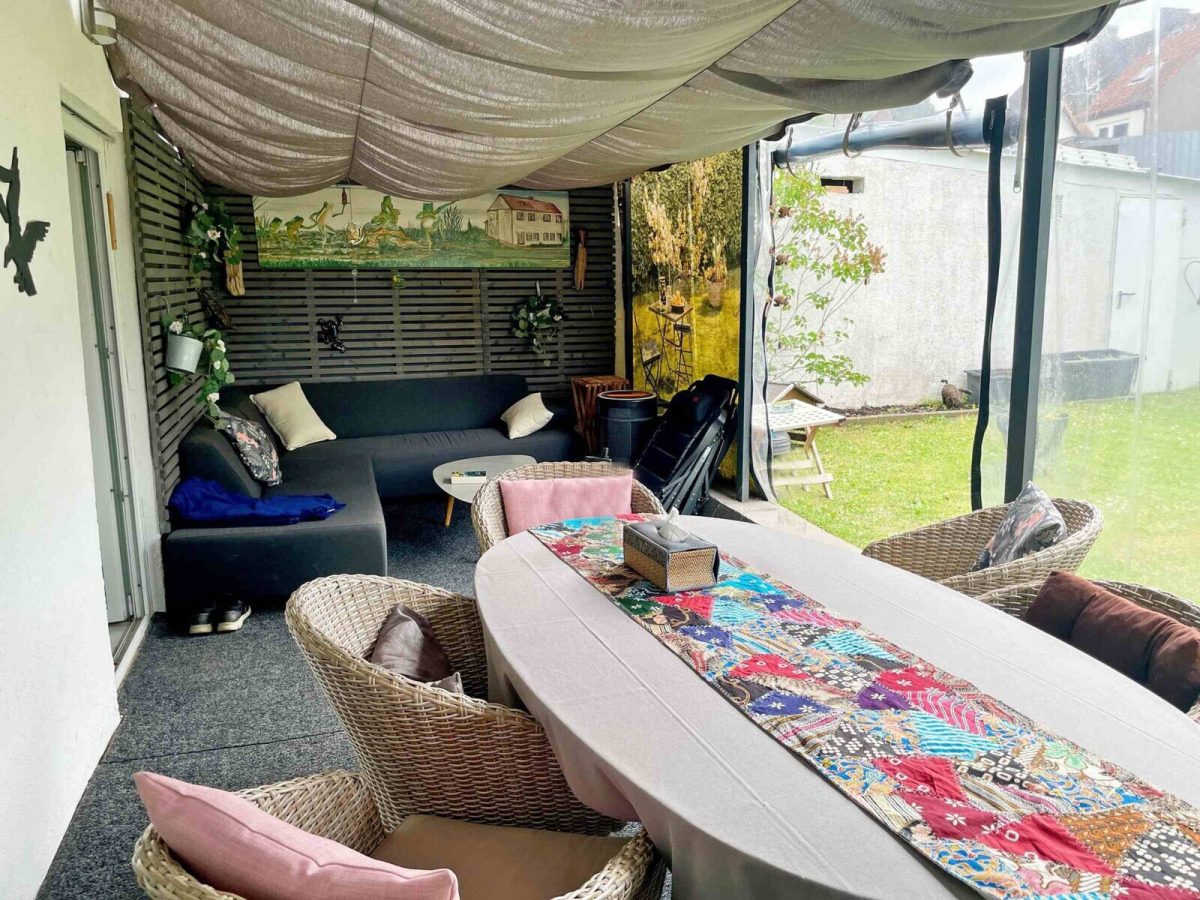 Immobilienangebot - Kiel / Neumühlen-Dietrichsdorf - Alle - 3 Wohnungen bringen Mieteinnahmen - Die 4 gehört Ihnen - Mehrfamilienhaus in Kiel -Dietrichsdorf