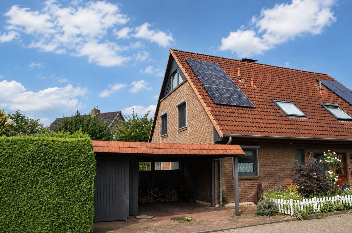 Immobilienangebot - Raisdorf - Alle - Ein Haus, das einfach passt – gepflegte Doppelhaushälfte in Raisdorf