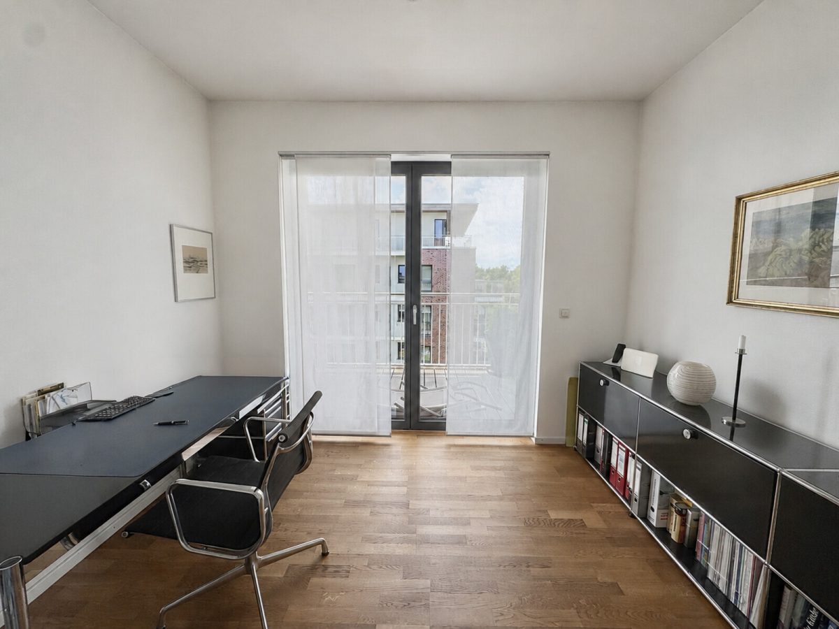 Immobilienangebot - Kiel / Holtenau - Alle - Fördeblick in erster Reihe - exklusives Wohnen in Kiel - Holtenau
