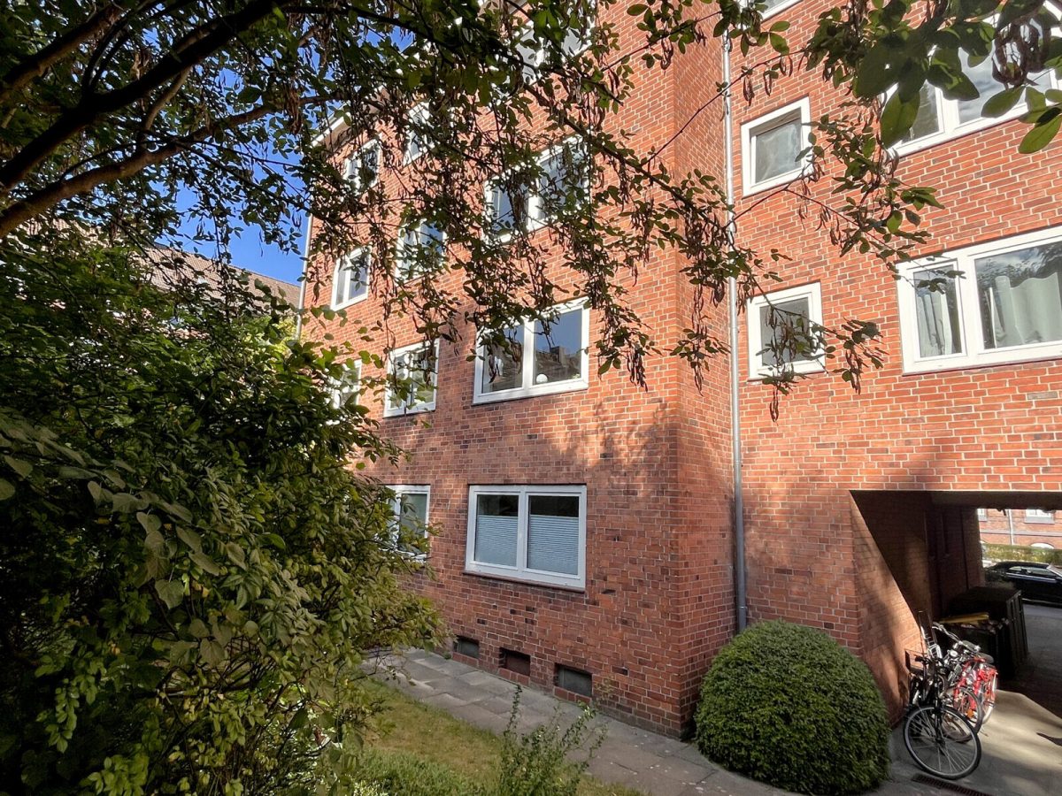 Immobilienangebot - Kiel - Alle - Frisch renovierte, WG-geeignete 2-Zimmer-ETW im beliebten 24105 Kiel