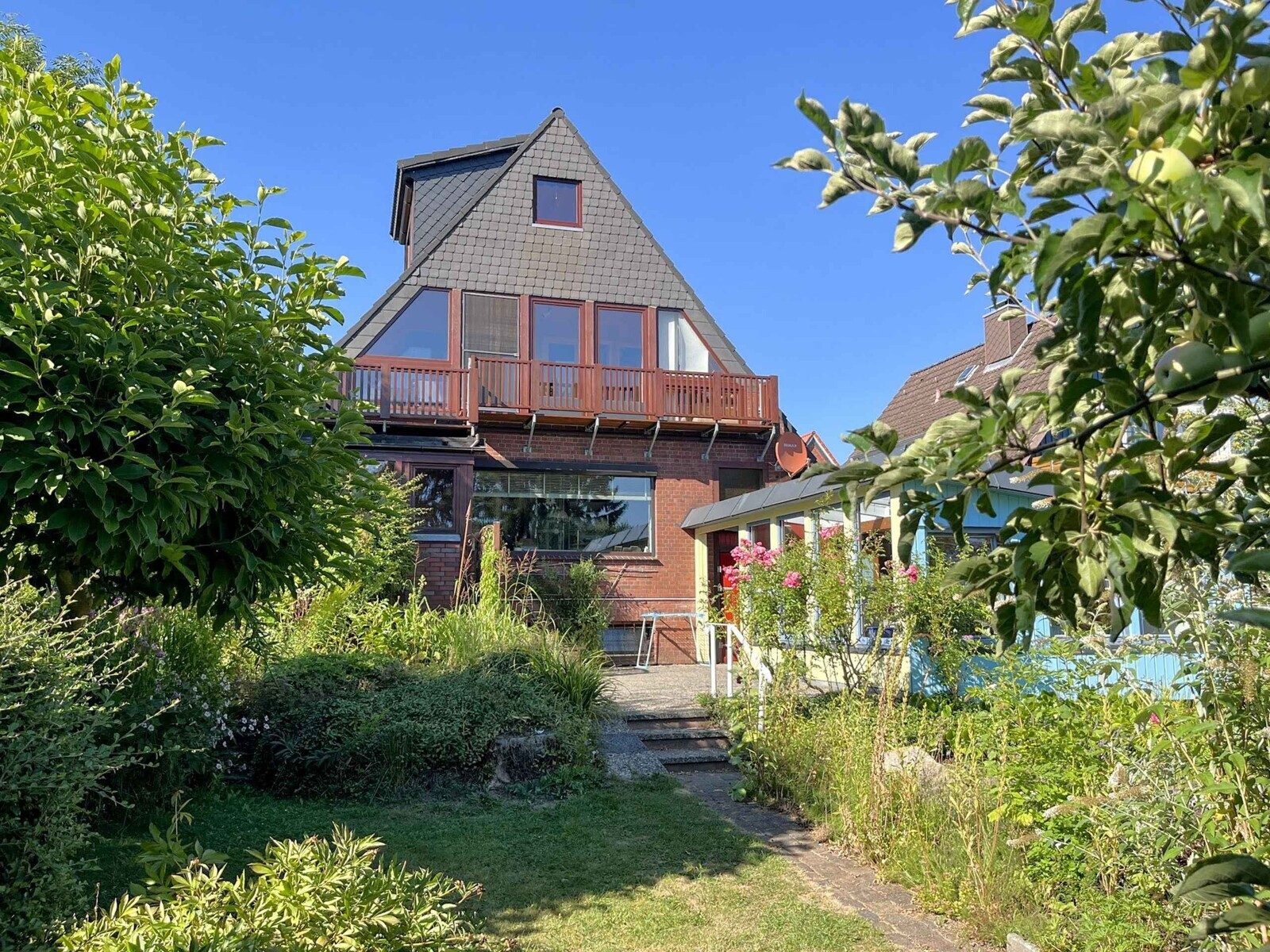 Immobilienangebot - Kiel - Alle - 685 m² - Grund genug für dieses EFH in Kiel-Hassees beliebtestem Wohnviertel