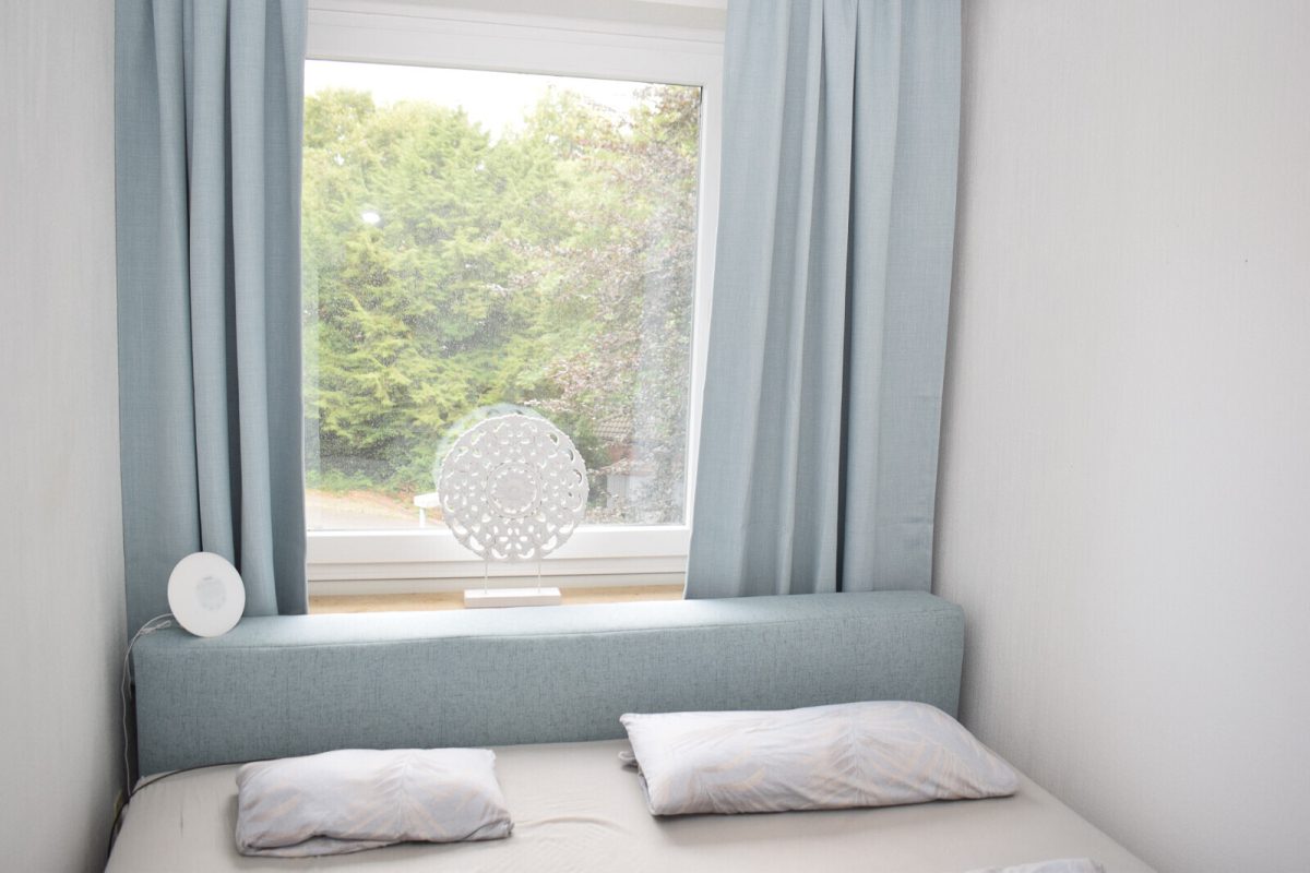 Immobilienangebot - Rendsburg - Alle - Gepflegte 1,5 Zimmer- Eigentumswohnung mit  großer Loggia und PKW-Stellplatz im Hollesenpark