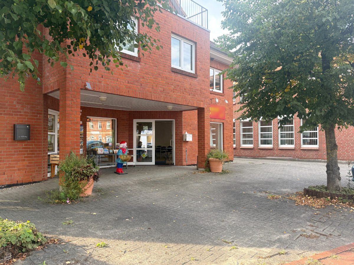 Immobilienangebot - Bornhöved - Alle - Jetzt selbst nutzen oder neu vermieten – Ladenlokal in Bornhöved