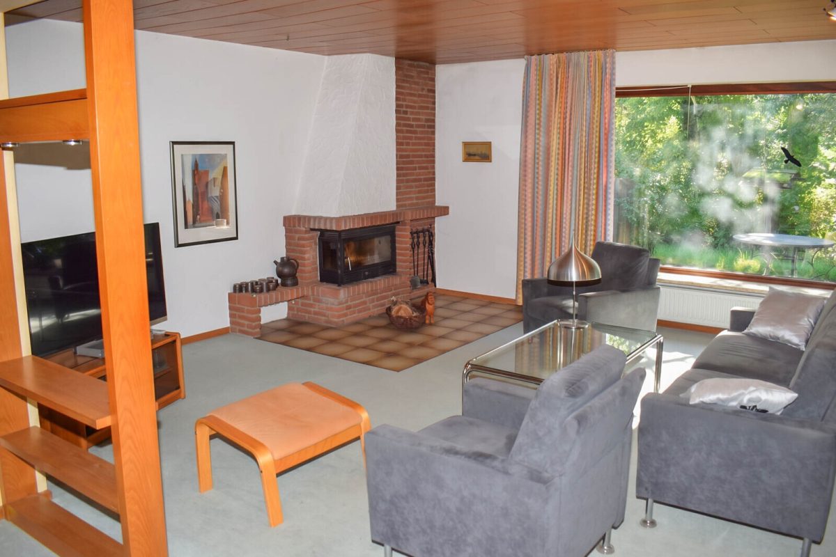 Immobilienangebot - Altenholz / Klausdorf - Alle - Freistehender Bungalow auf traumhaften Grundstück in absolut ruhiger Endlage
