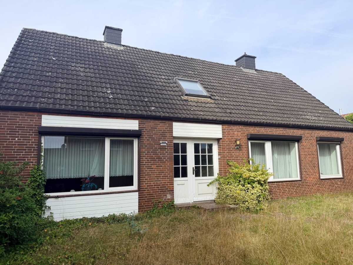 Immobilienangebot - Langwedel - Alle - Zweifamilienhaus mit Nebengebäude in Langwedel