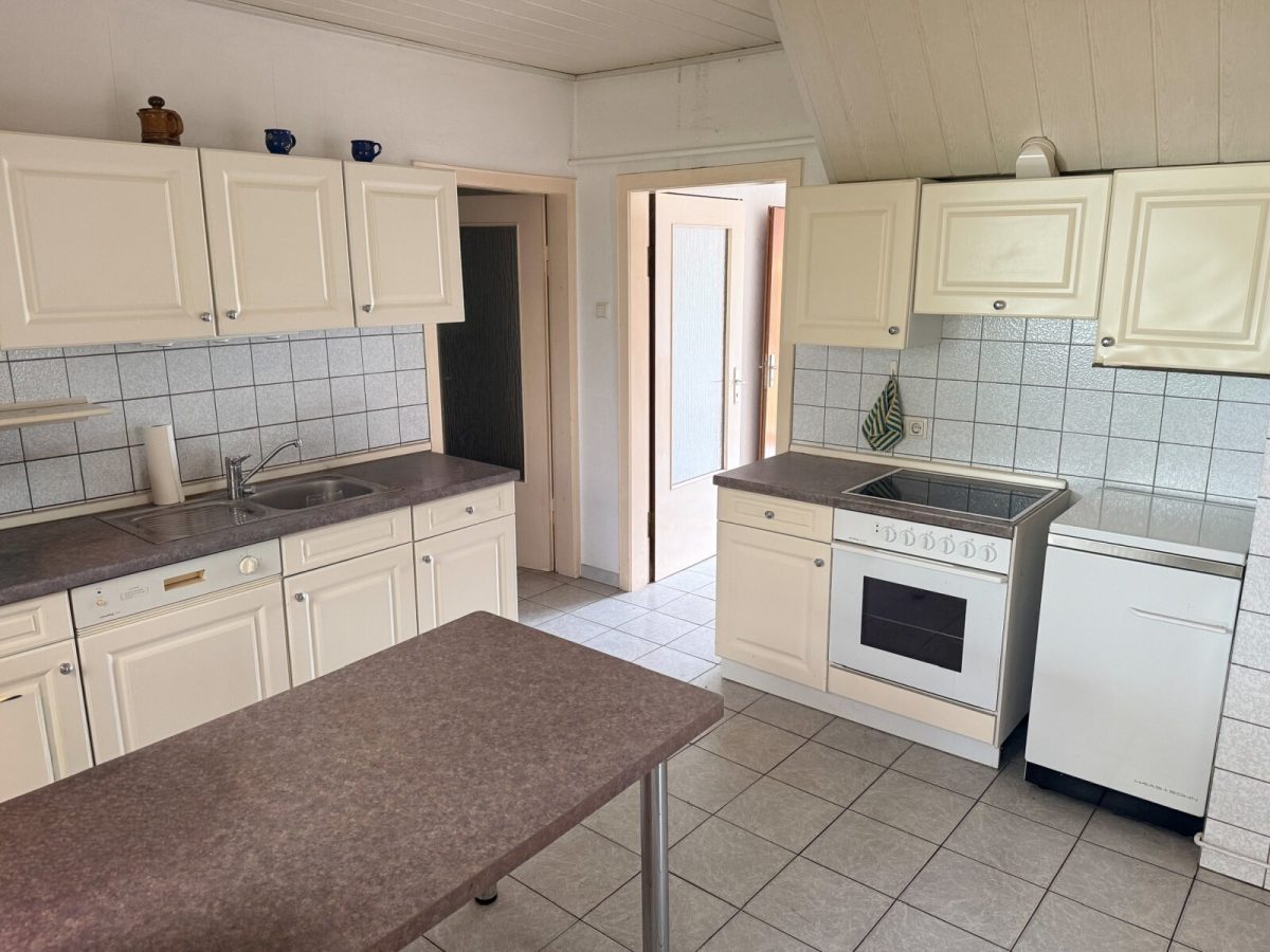 Immobilienangebot - Langwedel - Alle - Zweifamilienhaus mit Nebengebäude in Langwedel
