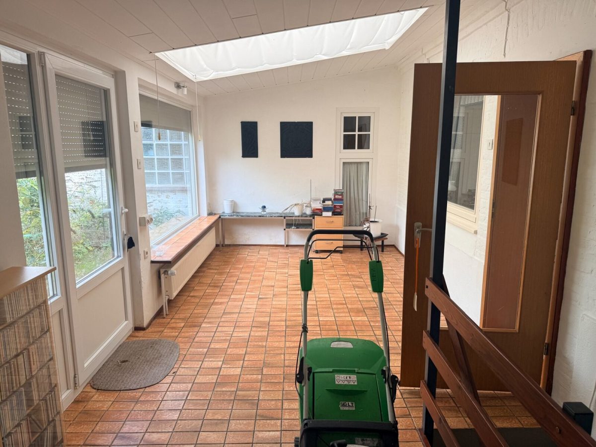 Immobilienangebot - Langwedel - Alle - Zweifamilienhaus mit Nebengebäude in Langwedel