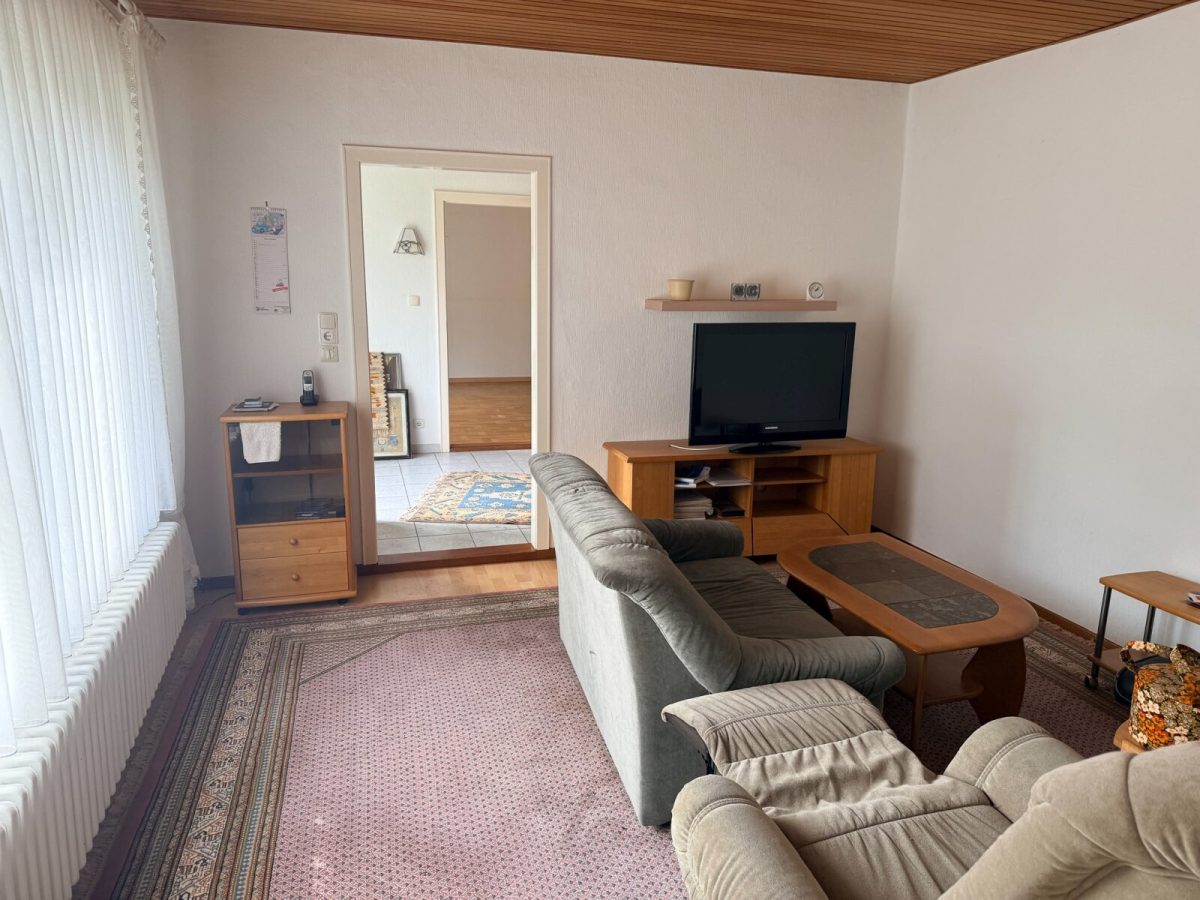 Immobilienangebot - Langwedel - Alle - Zweifamilienhaus mit Nebengebäude in Langwedel