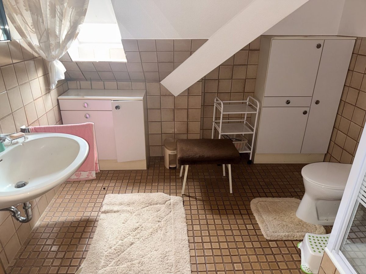 Immobilienangebot - Langwedel - Alle - Zweifamilienhaus mit Nebengebäude in Langwedel
