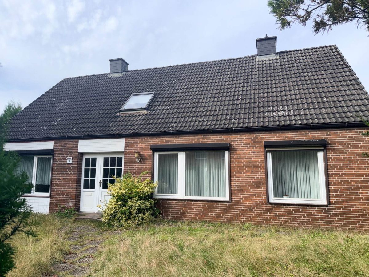 Immobilienangebot - Langwedel - Alle - Zweifamilienhaus mit Nebengebäude in Langwedel