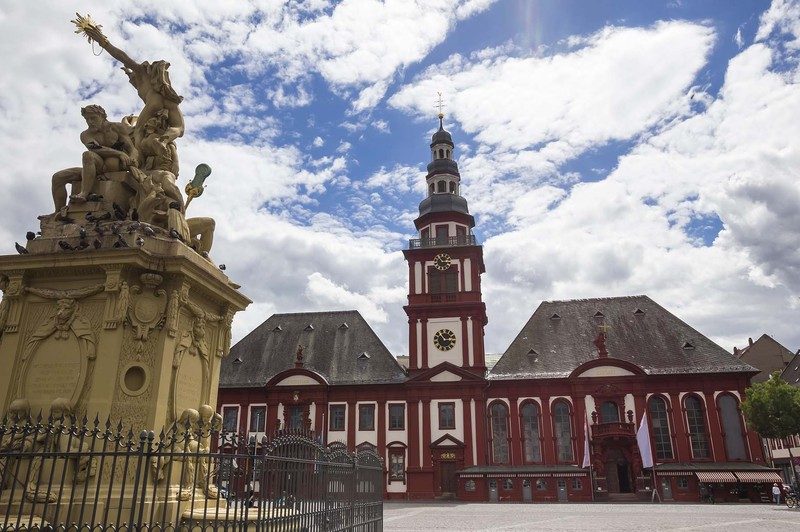 Mannheim-Neckarau - Krebs Immobilien - Ihr Immobilienmakler in Ihrer Region