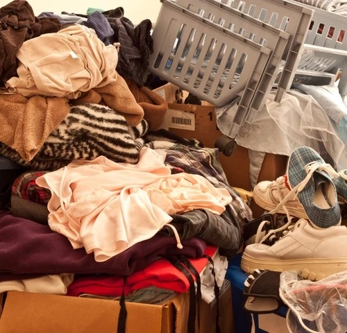 Messiwohnung vor der Entrümplung