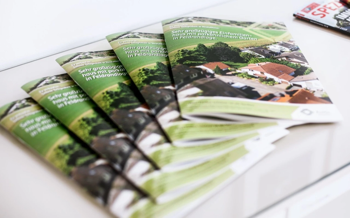 Borschüren von Krebs Immobilien - Ihrem Immobilienmakler in Heidelberg und Umgebung