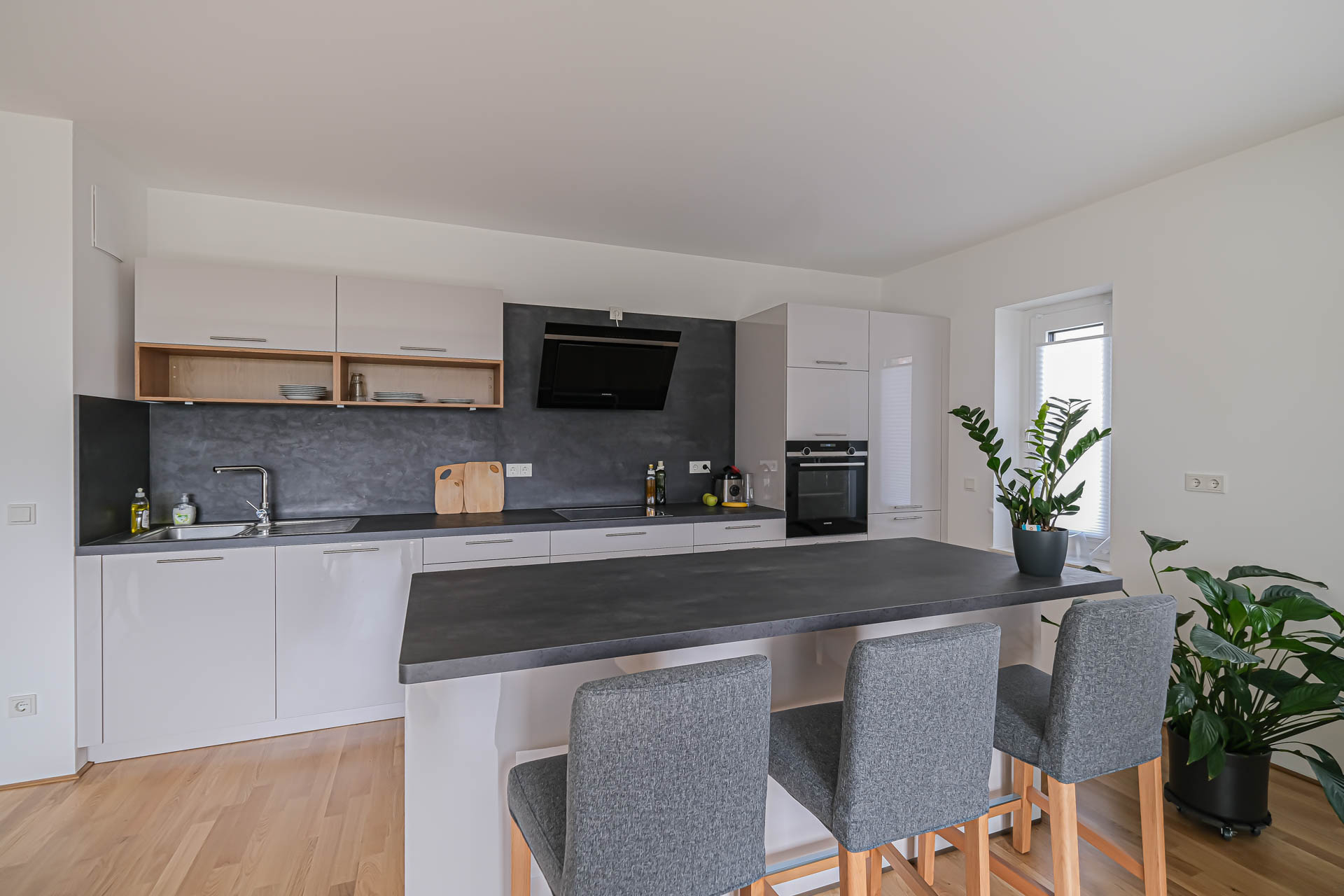 Immobilienangebot - Heidelberg / Rohrbach - Alle - Großartige Dreizimmerwohnung mit offener Küche & Balkon in der Südstadt