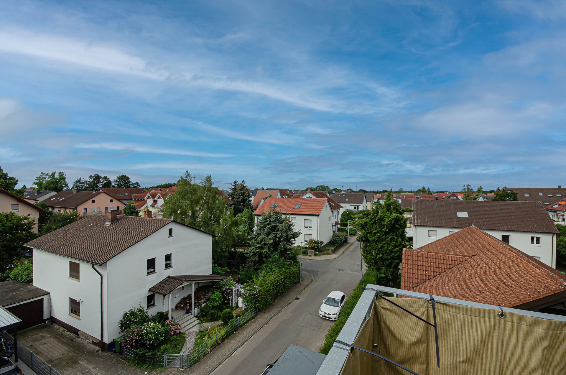 Immobilienangebot - Schriesheim - Alle - Außergewöhnliche Maisonettewohnung mit großer Dachterrasse