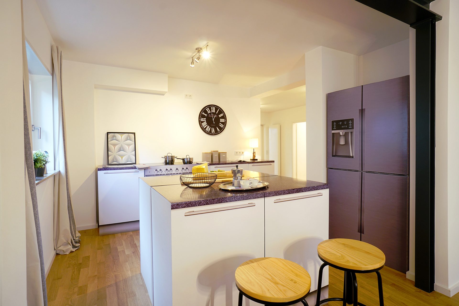 Immobilienangebot - Heidelberg - Alle - Frisch renovierte, großzügige Maisonette-Wohnung mit Wintergarten und zwei TG-Stellplätzen