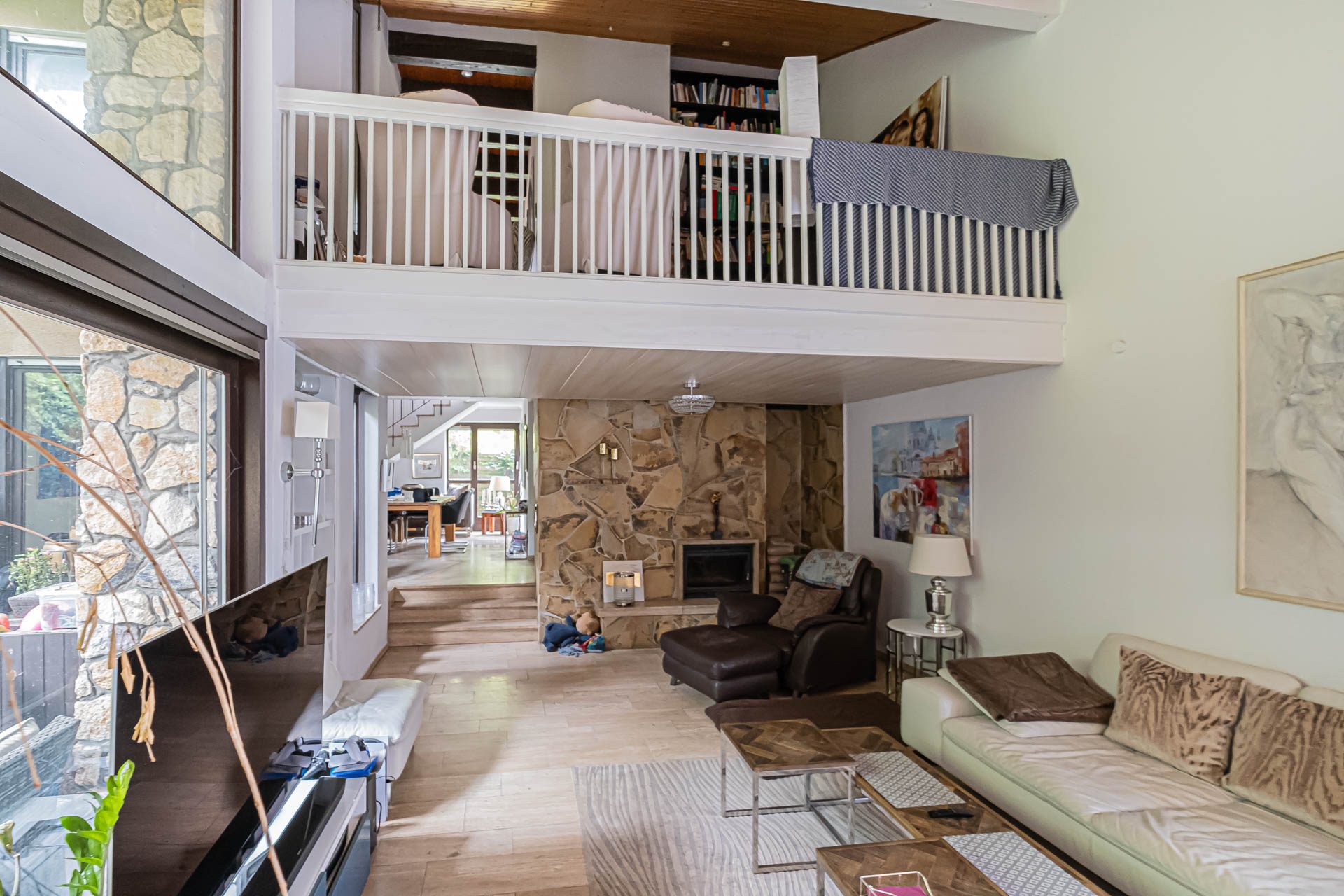 Immobilienangebot - Schriesheim - Alle - Zeitlich begrenztes Mietangebot: Idyllisches Einfamilienhaus mit Einliegerwohnung und kleinem Garten