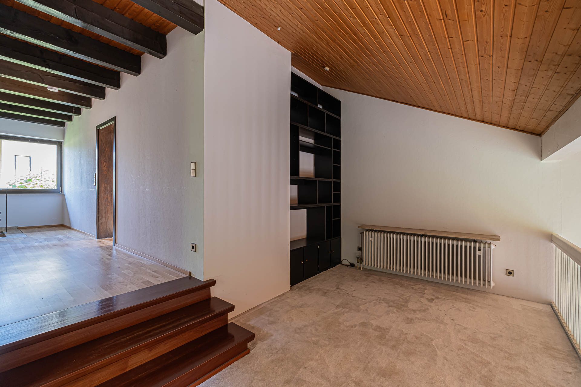 Immobilienangebot - Schriesheim - Alle - Zeitlich begrenztes Mietangebot: Idyllisches Einfamilienhaus mit Einliegerwohnung und kleinem Garten
