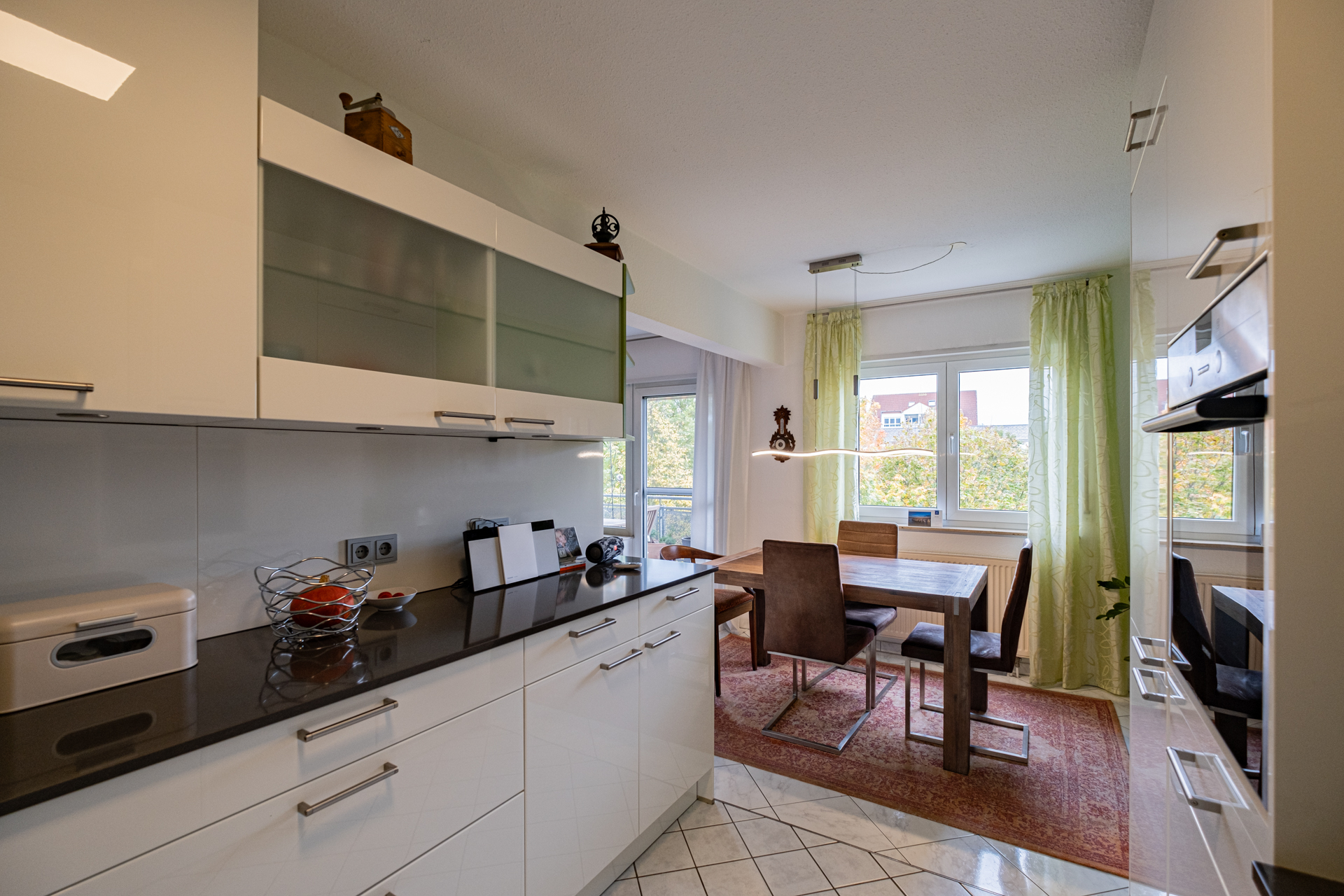 Immobilienangebot - Heidelberg - Alle - Großzügig & barrierefrei: 4,5-Zimmer-Wohnung mit Sonnenbalkon in gesuchter Wohnlage von HD-Kirchheim