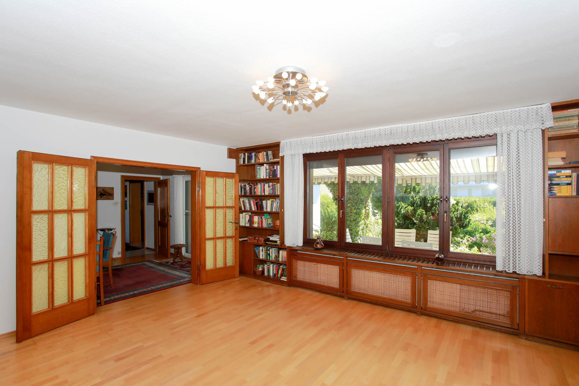 Immobilienangebot - Ilvesheim - Alle - Geräumiger Bungalow auf großem Grundstück in Ilvesheim