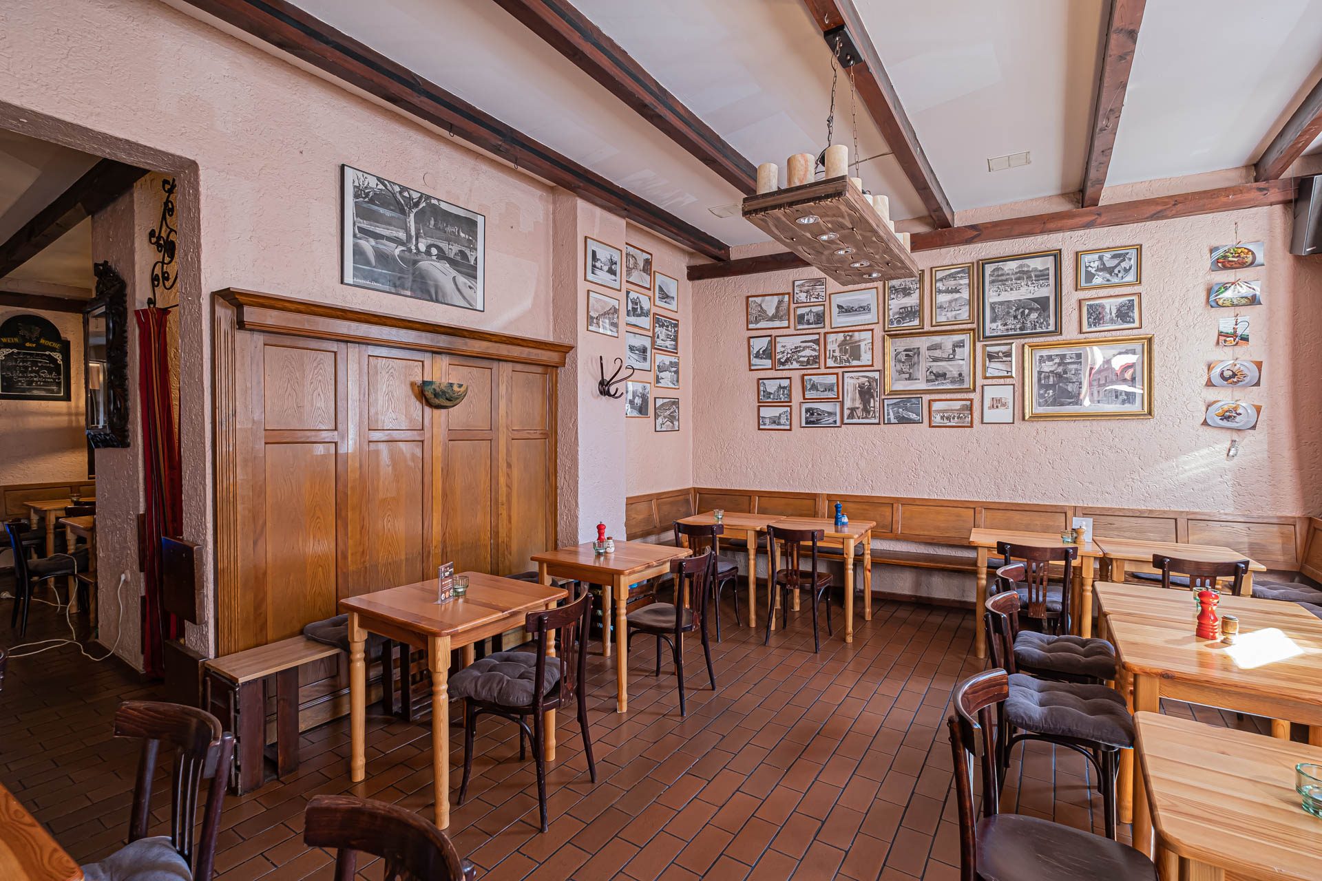 Immobilienangebot - Heidelberg - Alle - Prächtiges Wohn- und Geschäftshaus mit historischer Gaststätte und drei Wohneinheiten in Top-Lage
