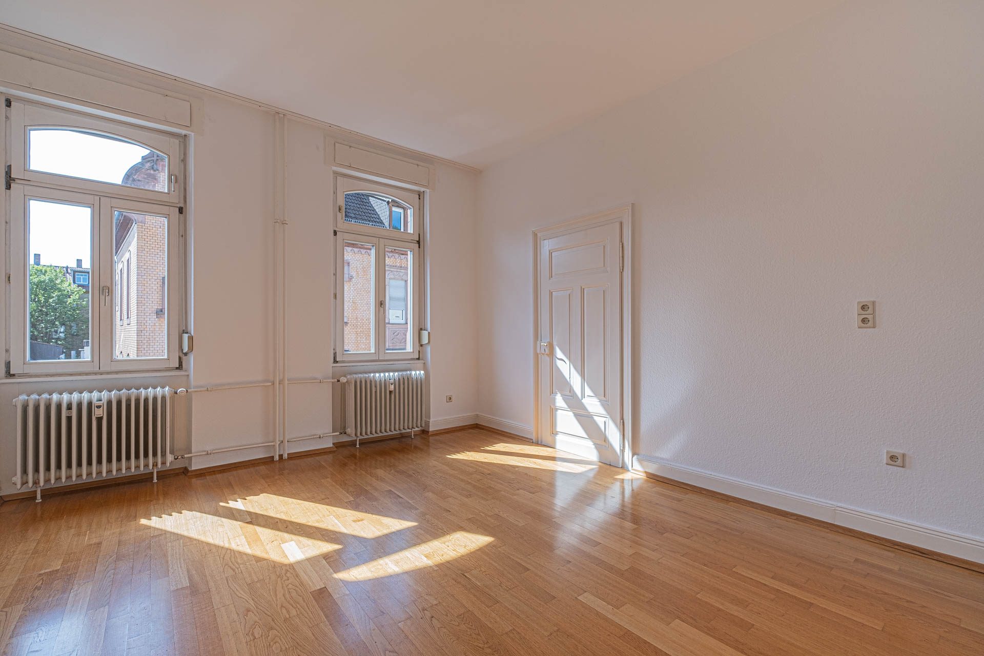 Immobilienangebot - Heidelberg - Alle - Prächtiges Wohn- und Geschäftshaus mit historischer Gaststätte und drei Wohneinheiten in Top-Lage