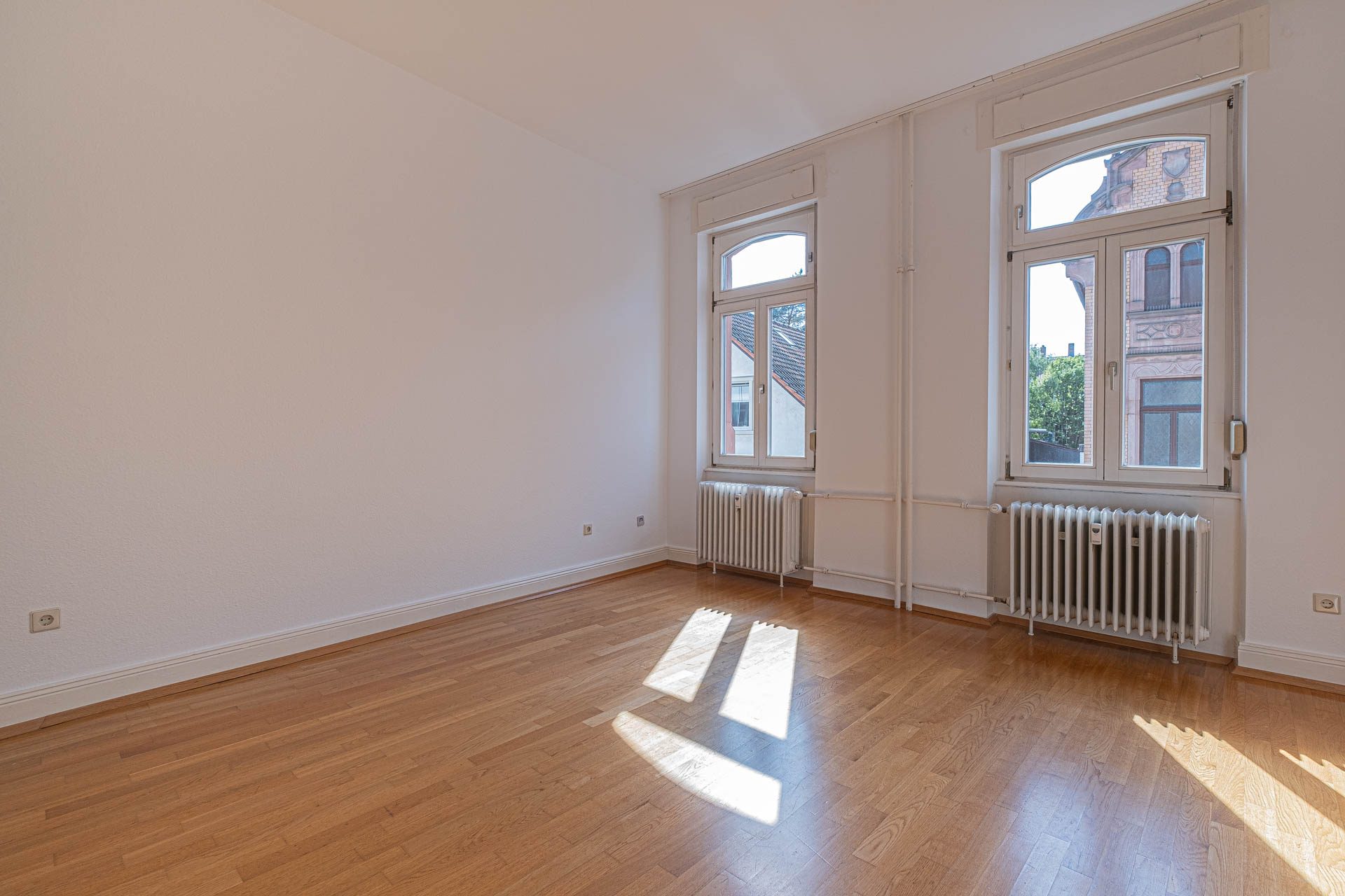 Immobilienangebot - Heidelberg - Alle - Prächtiges Wohn- und Geschäftshaus mit historischer Gaststätte und drei Wohneinheiten in Top-Lage