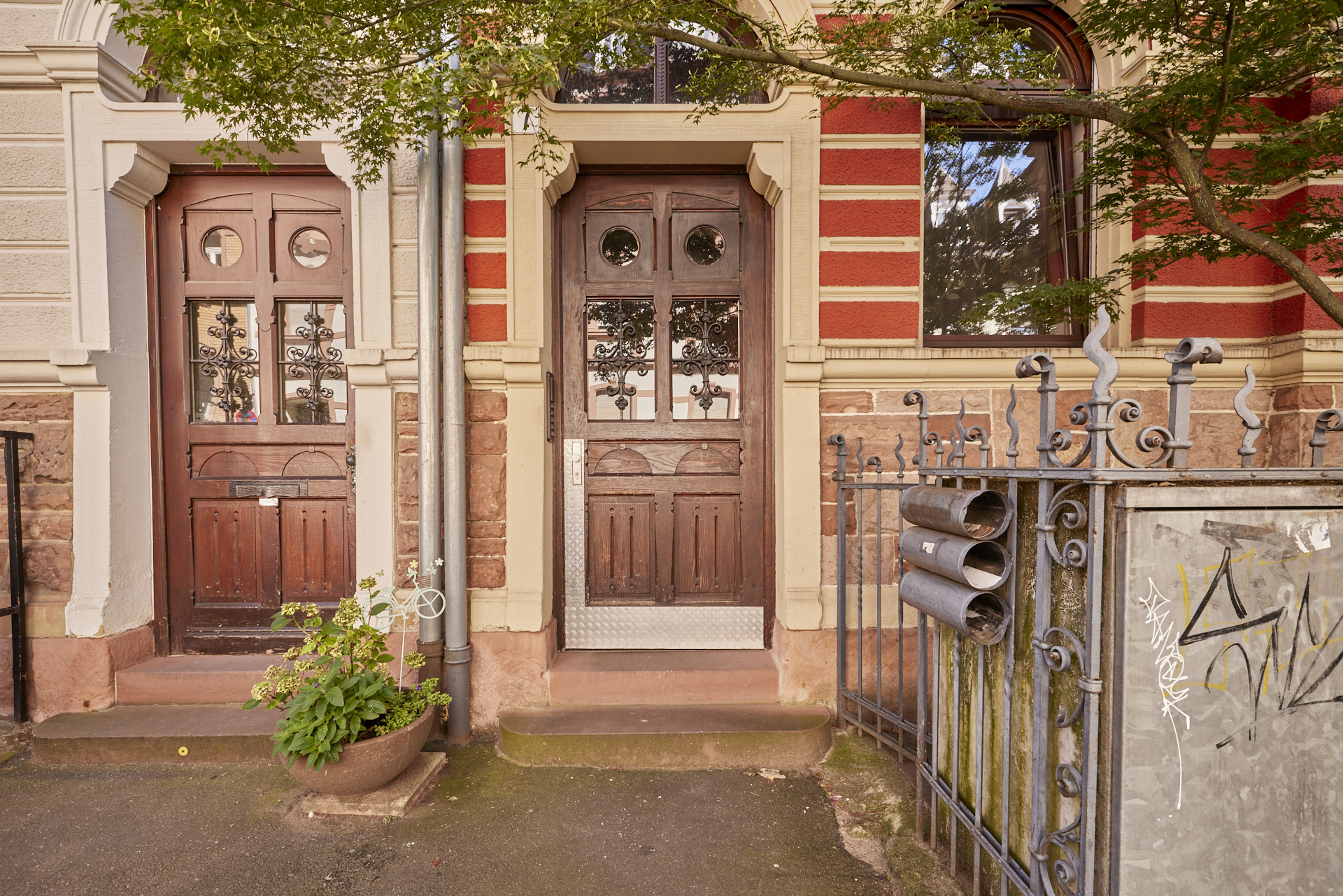 Immobilienangebot - Heidelberg - Alle - HD-Neuenheim: 4-Parteienhaus mit einnehmendem Flair als werthaltige Kapitalanlage