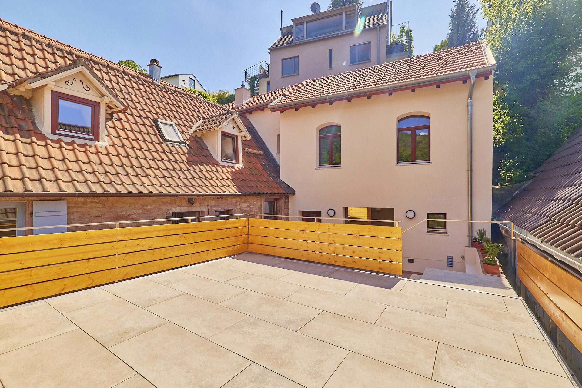 Immobilienangebot - Heidelberg - Alle - Ohne Käuferprovision: Charmantes Stadthaus mit 5 Zimmern und schöner Sonnenterrasse