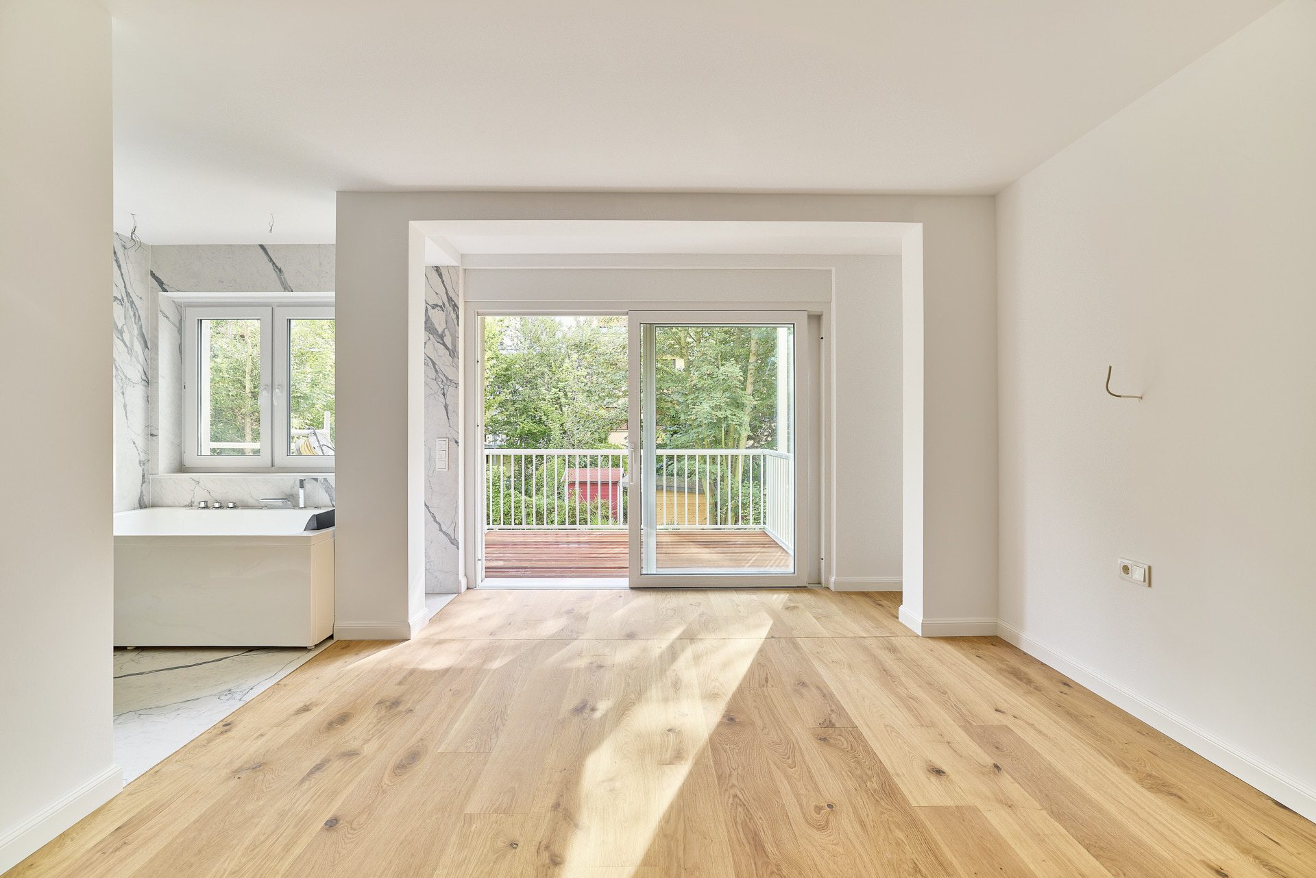 Immobilienangebot - Heidelberg - Alle - Wohntraum in Handschuhsheim: Kernsanierte 3,5-Zimmer-Wohnung mit 2 Bädern, 2 Balkonen und Gartenteil