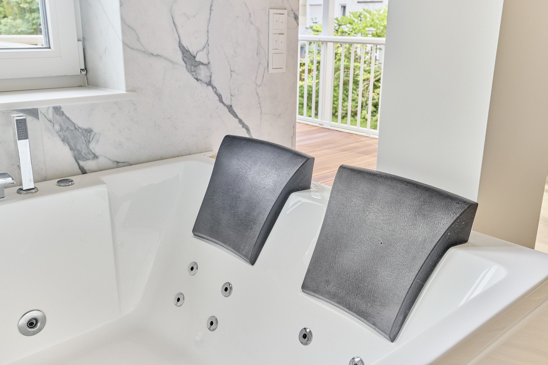 Immobilienangebot - Heidelberg - Alle - Wohntraum in Handschuhsheim: Kernsanierte 3,5-Zimmer-Wohnung mit 2 Bädern, 2 Balkonen und Gartenteil