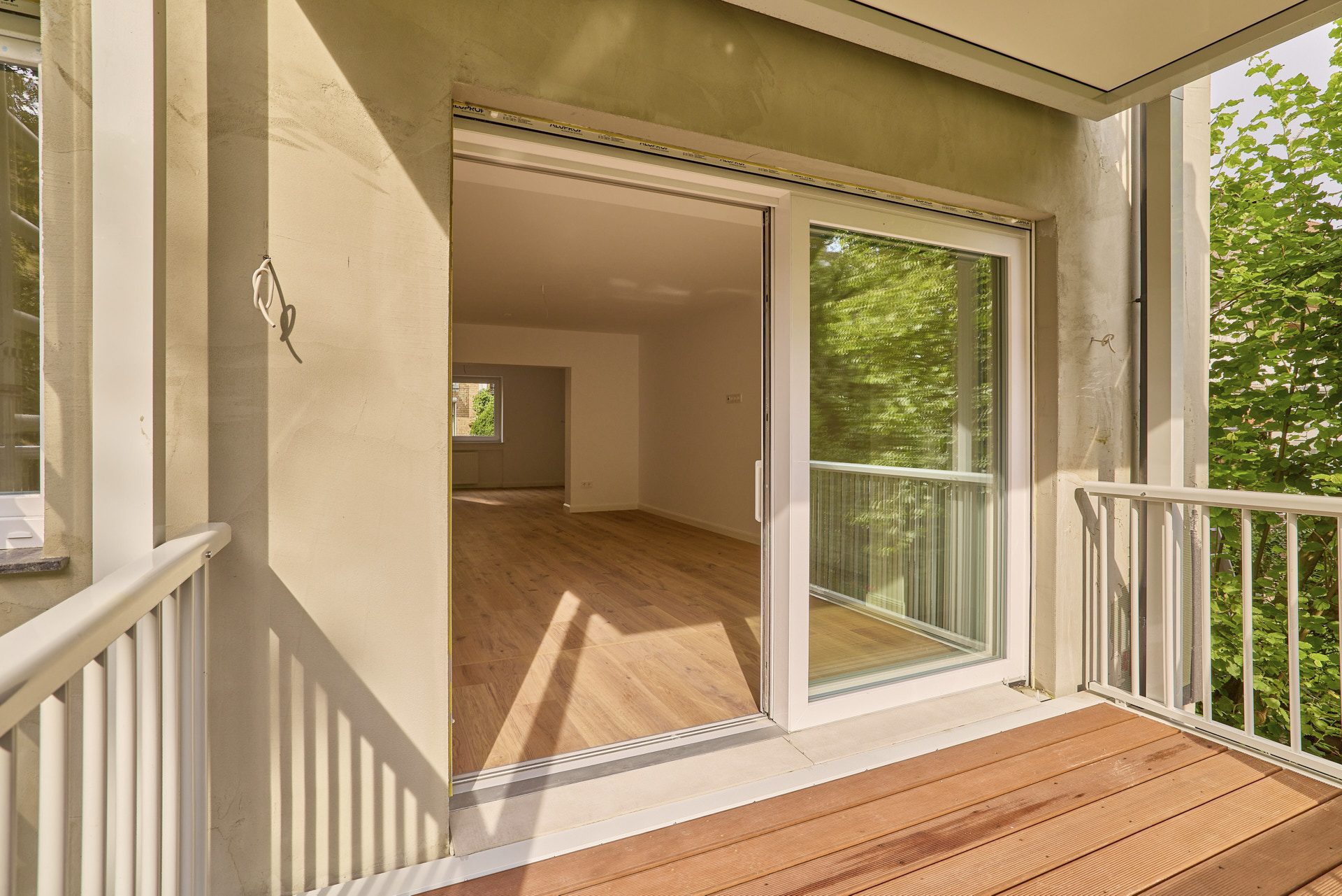 Immobilienangebot - Heidelberg - Alle - Wohntraum in Handschuhsheim: Kernsanierte 3,5-Zimmer-Wohnung mit 2 Bädern, 2 Balkonen und Gartenteil