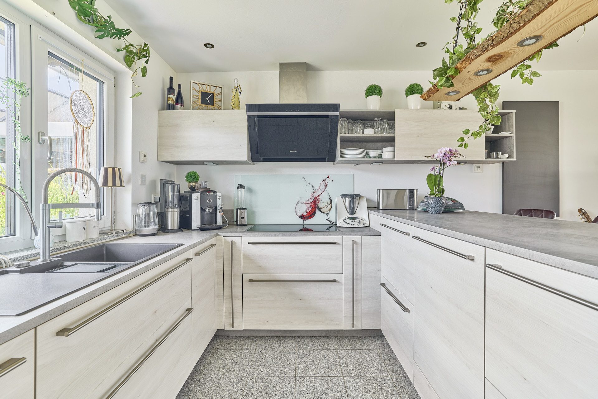 Immobilienangebot - Wiesenbach - Alle - Wiesenbach: Kernsaniertes freistehendes Einfamilienhaus mit außergewöhnlichem Komfort