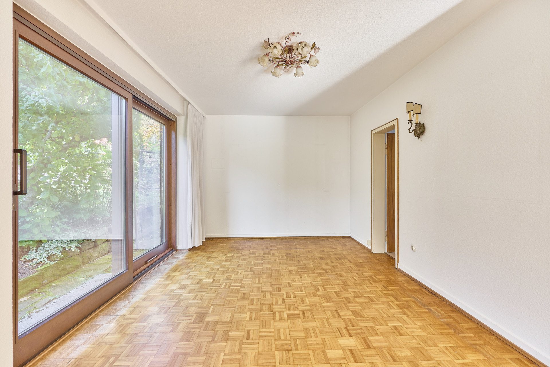 Immobilienangebot - Heidelberg - Alle - Hell und großzügig: Einfamilienhaus mit großem Garten und Garage in beliebter Wohnlage
