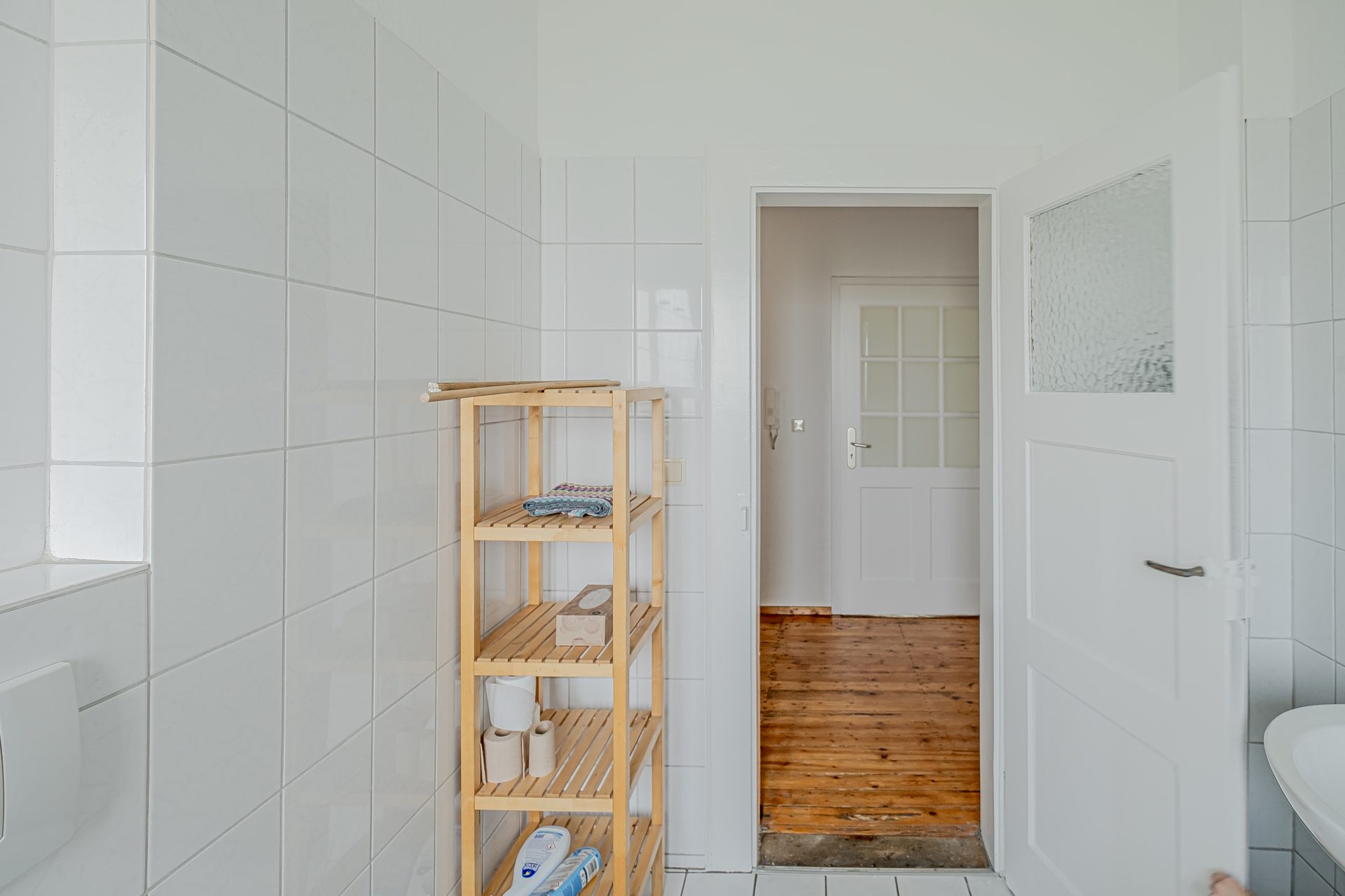 Immobilienangebot - Mannheim - Alle - Helle Dreizimmer-Dachgeschosswohnung in zentraler Lage –  Ideal für Altbauliebhaber
