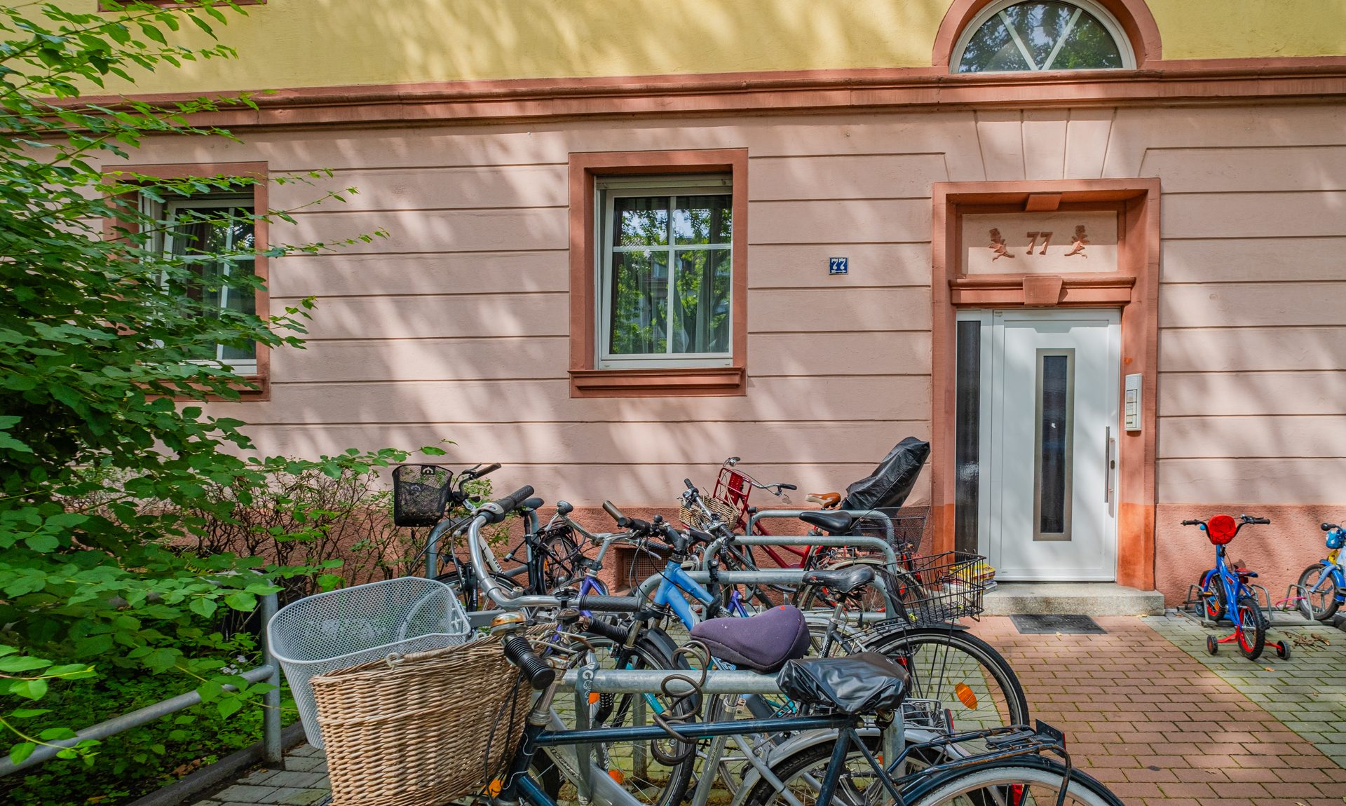 Immobilienangebot - Mannheim - Alle - Helle Dreizimmer-Dachgeschosswohnung in zentraler Lage –  Ideal für Altbauliebhaber