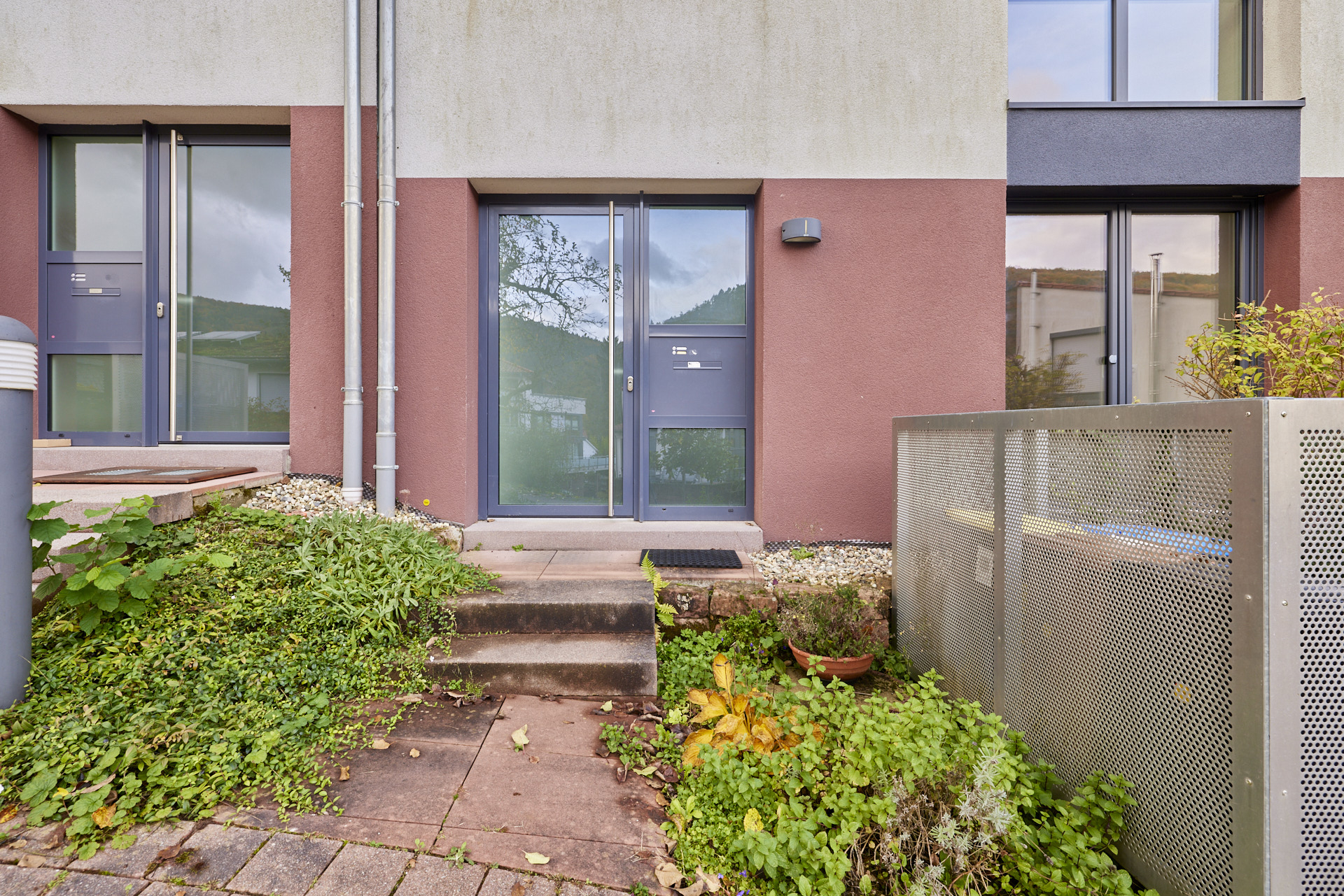Immobilienangebot - Heidelberg - Alle - Modern & naturnah: großzügiges RMH mit viel Platz, Garten und Terrasse in Heidelberg-Schlierbach
