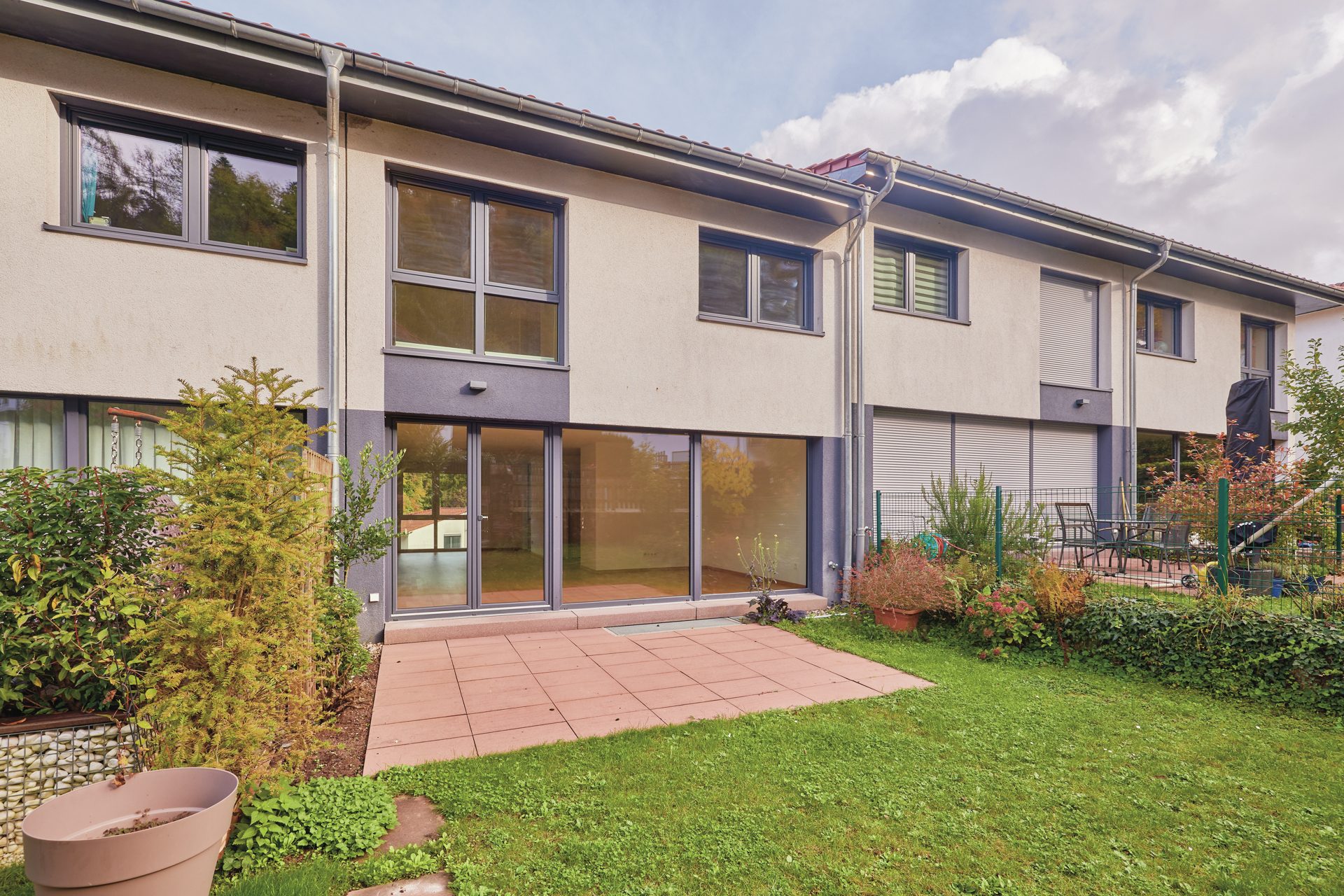 Immobilienangebot - Heidelberg - Alle - Modern & naturnah: großzügiges RMH mit viel Platz, Garten und Terrasse in Heidelberg-Schlierbach