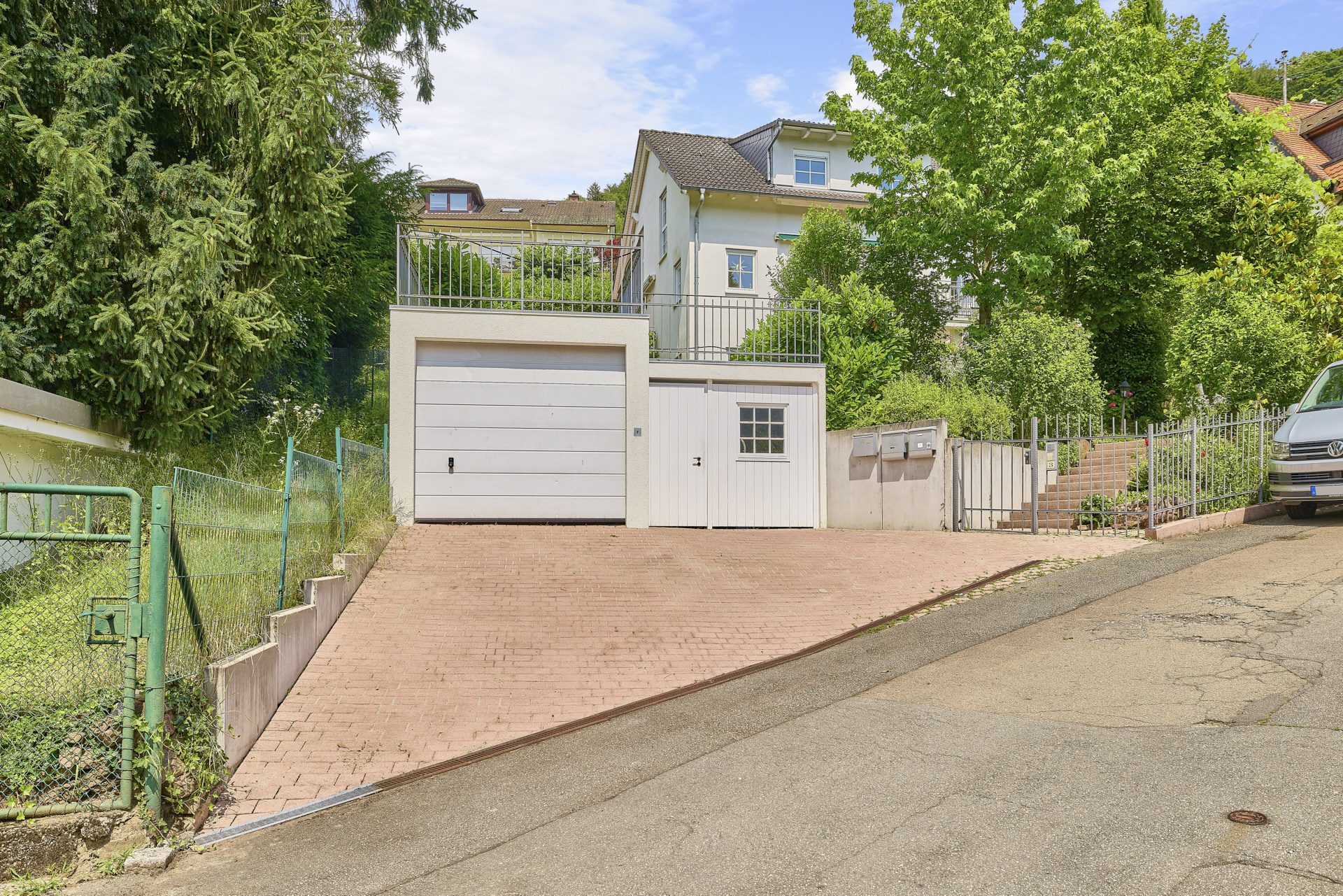 Immobilienangebot - Heidelberg - Alle - Großzügiges Einfamilienhaus mit unverbaubarem Neckarblick und ELW auf gepflegtem Gartengrundstück