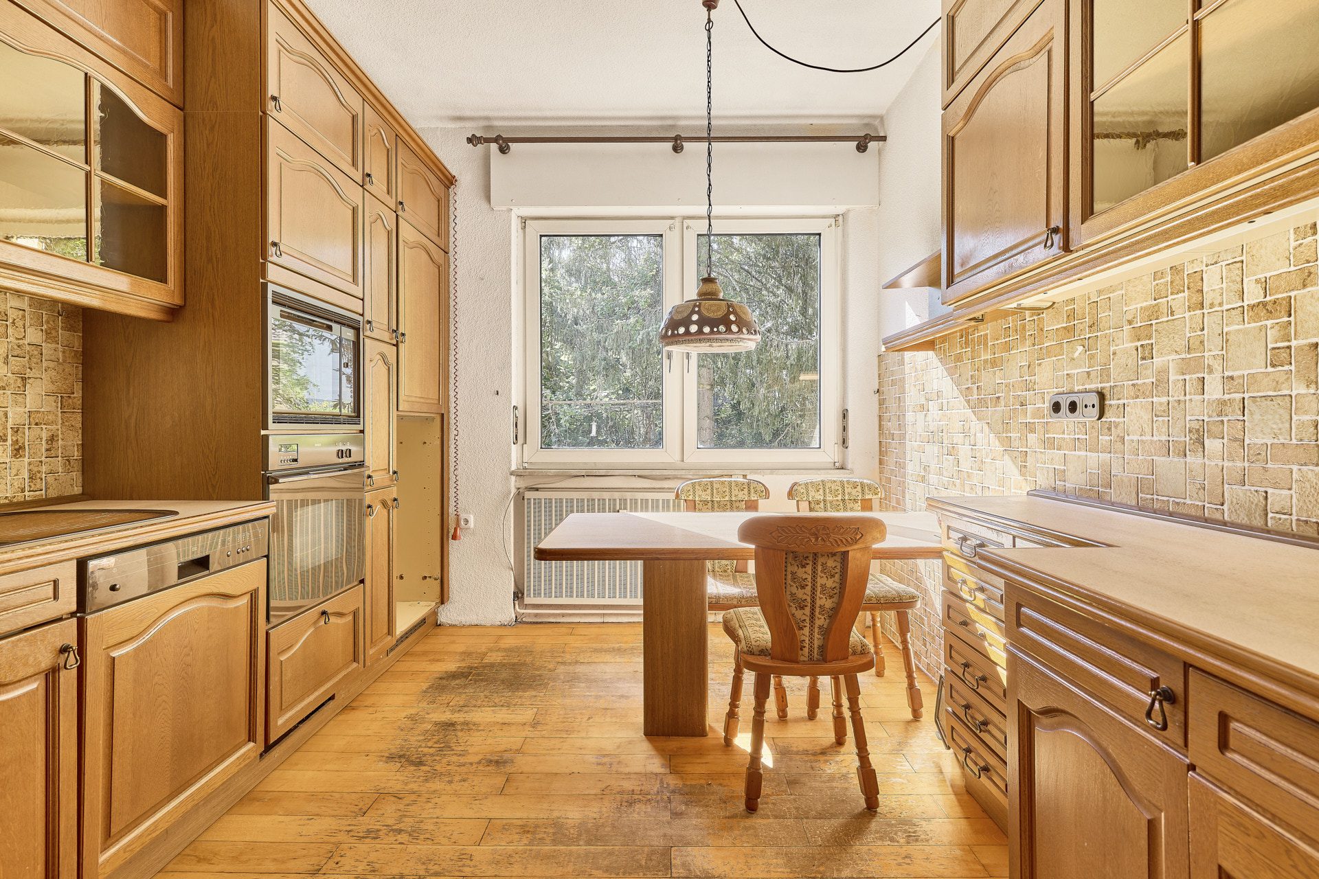 Immobilienangebot - Heidelberg - Alle - Schmuckstück in der Weststadt: freistehendes Haus mit großem Garten und komfortabler Wohnfläche