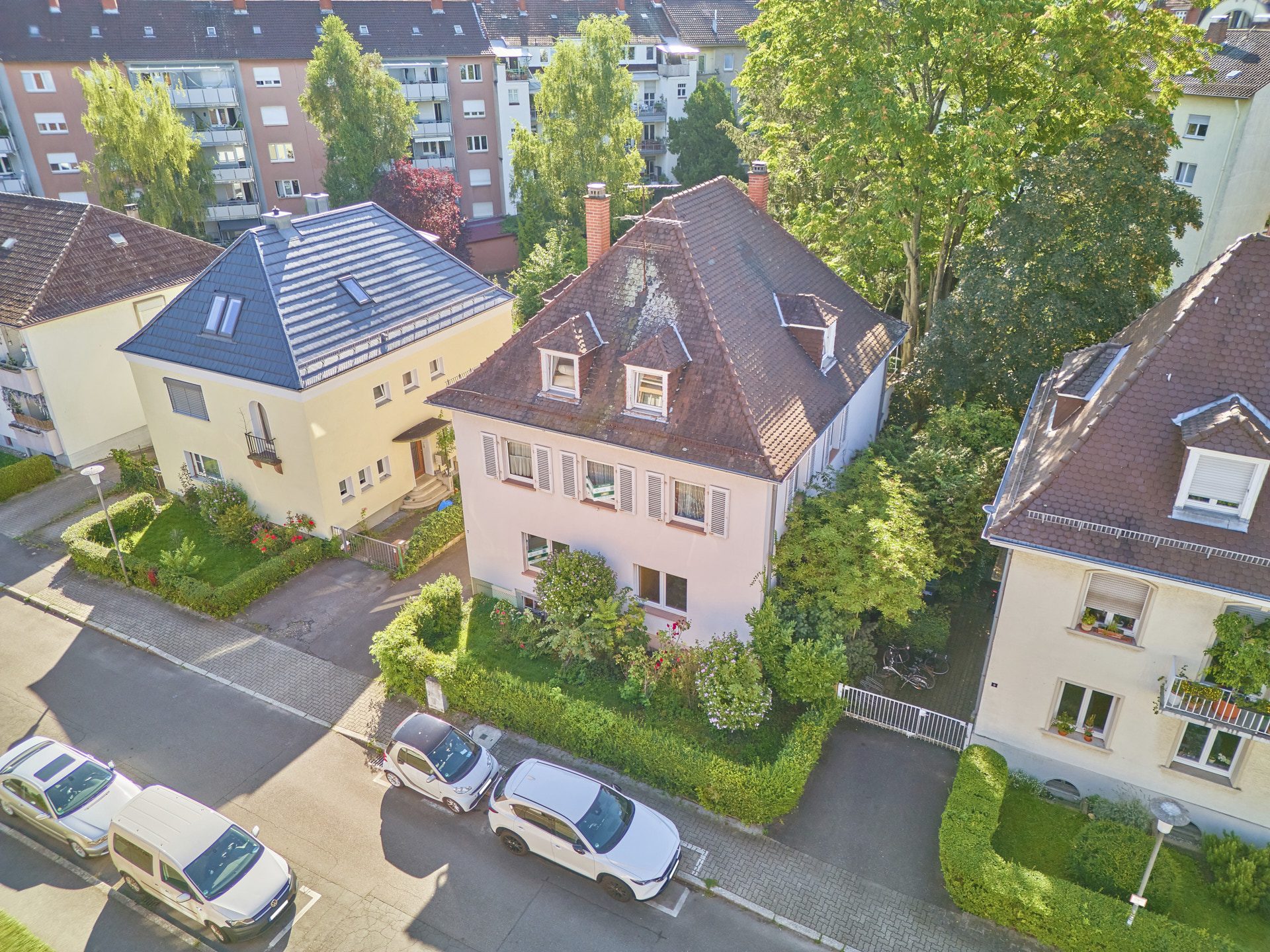 Immobilienangebot - Heidelberg - Alle - Schmuckstück in der Weststadt: freistehendes Haus mit großem Garten und komfortabler Wohnfläche