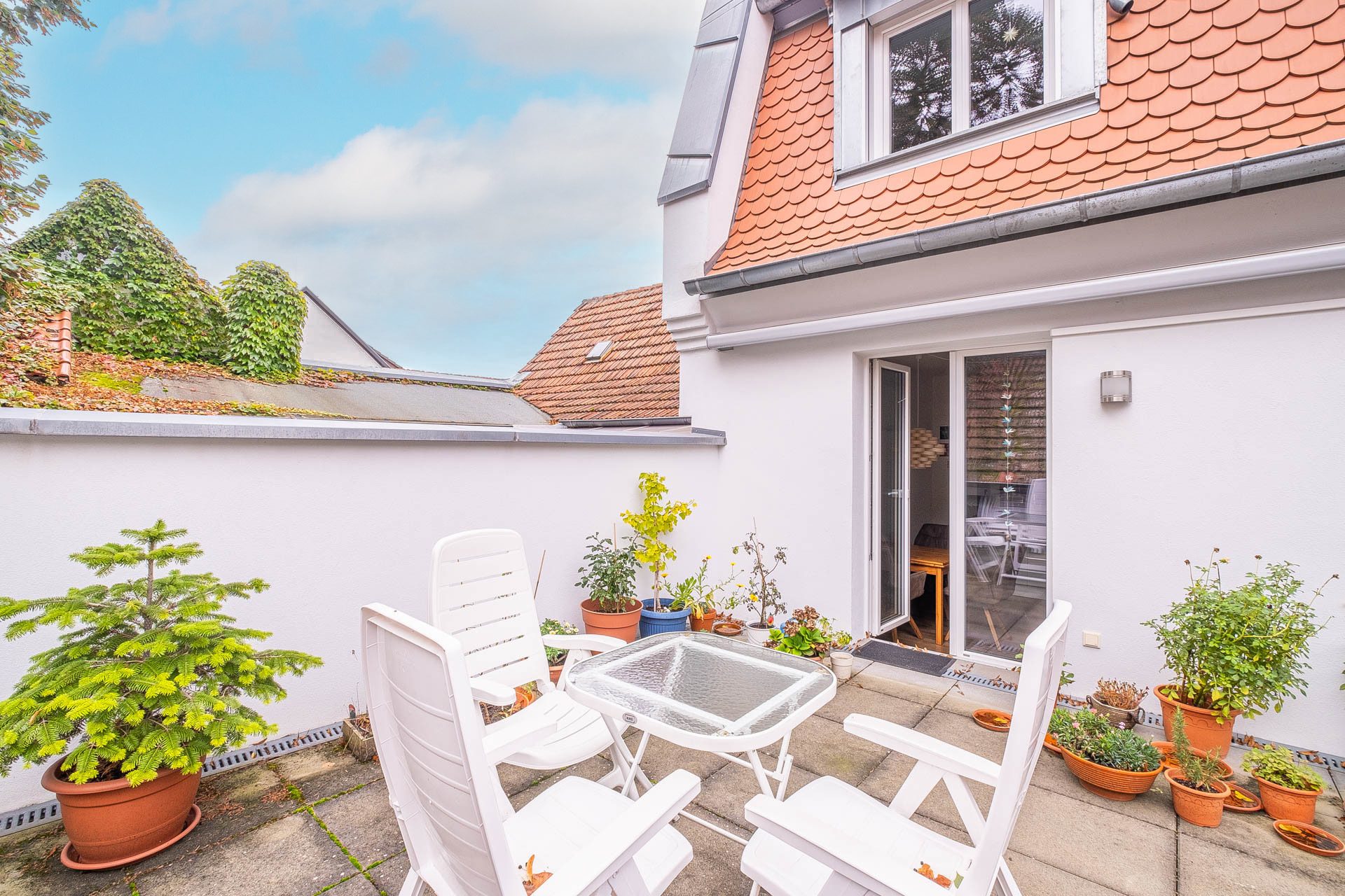 Immobilienangebot - Heidelberg - Alle - Hochwertig saniert: beeindruckendes MFH mit Innenhof und Dachterrassen in Heidelberg-Handschuhsheim