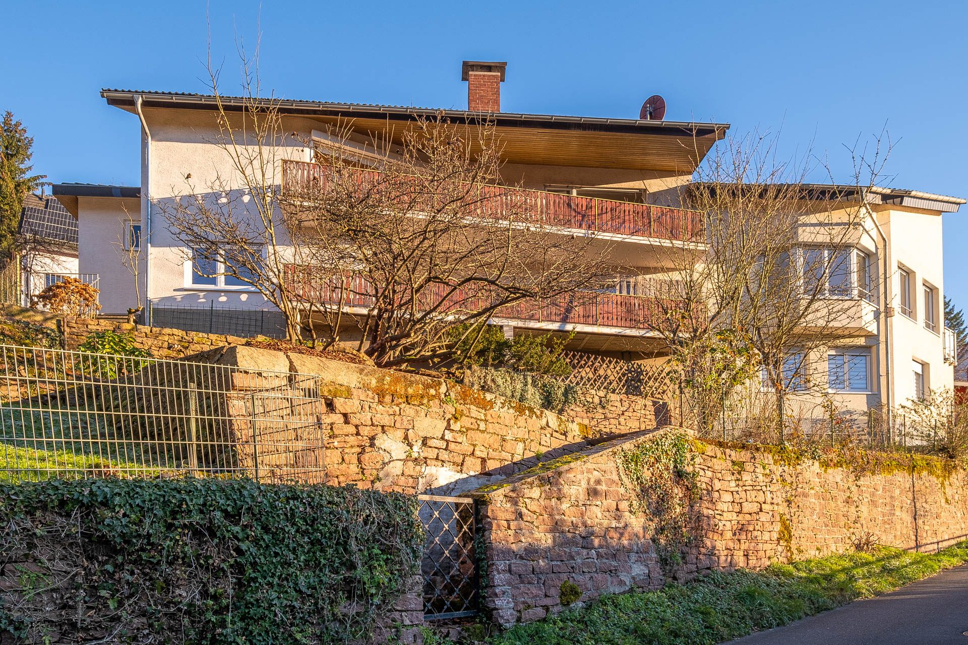 Immobilienangebot - Neckargemünd - Alle - Großzügig und gepflegt: Ein- bis Zweifamilienhaus mit viel Platz in ruhiger Lage von Neckargemünd