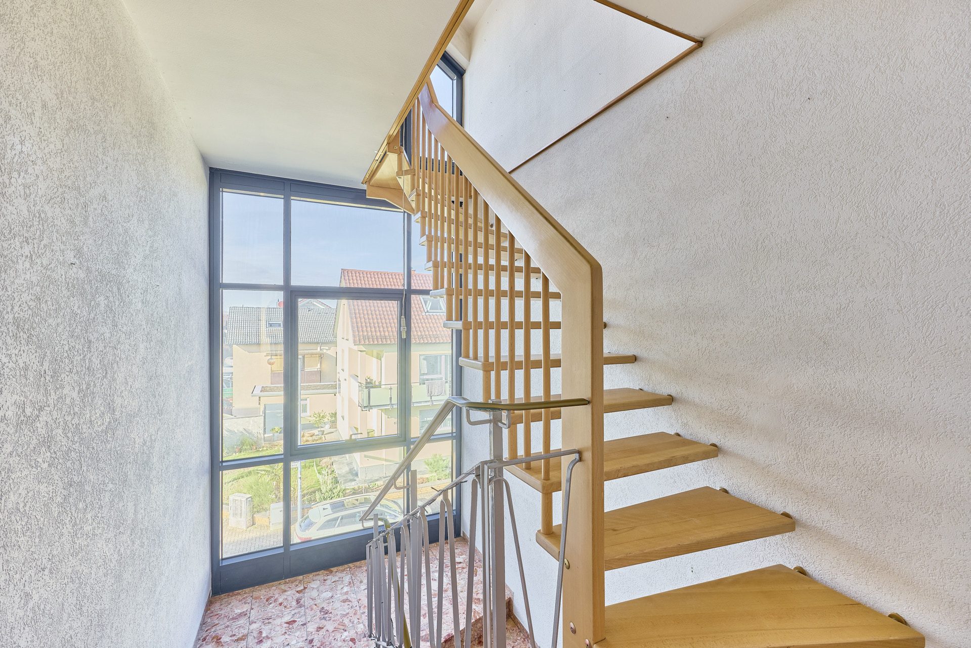 Immobilienangebot - Schriesheim - Alle - Freundliches 5-Familienhaus als sichere Kapitalanlage oder zur Selbstnutzung in Schriesheim