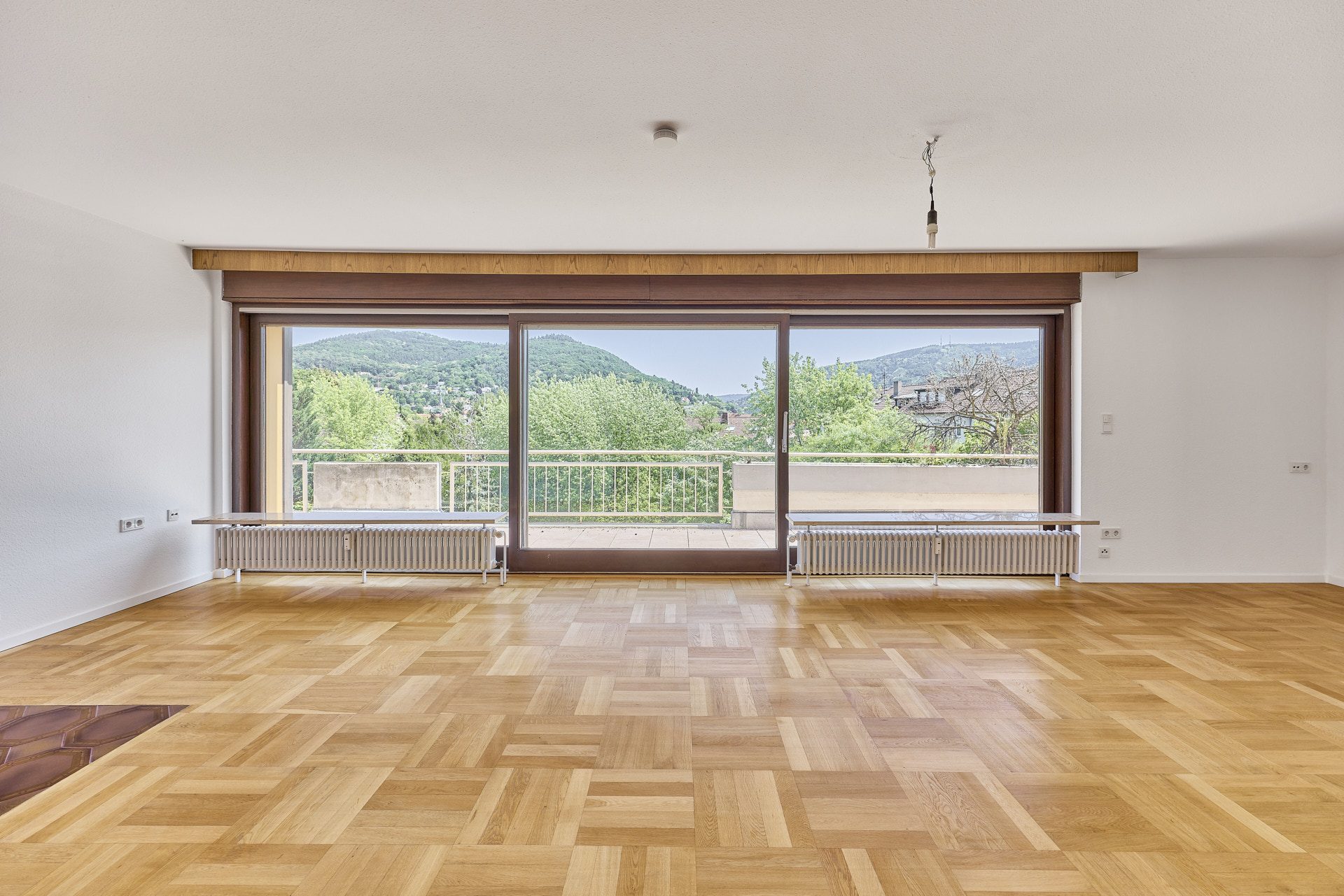 Immobilienangebot - Heidelberg - Alle - Rarität in Neuenheim: Barrierefreie 4,5-Zimmer-Penthousewohnung mit TG-Stellplatz und Fahrstuhl
