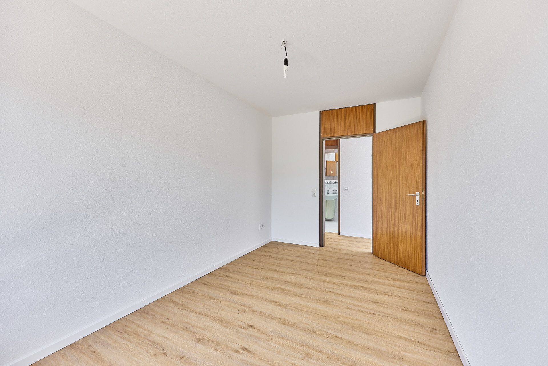 Immobilienangebot - Heidelberg - Alle - Rarität in Neuenheim: Barrierefreie 4,5-Zimmer-Penthousewohnung mit TG-Stellplatz und Fahrstuhl