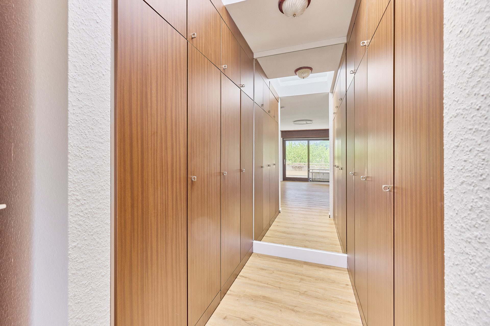Immobilienangebot - Heidelberg - Alle - Rarität in Neuenheim: Barrierefreie 4,5-Zimmer-Penthousewohnung mit TG-Stellplatz und Fahrstuhl