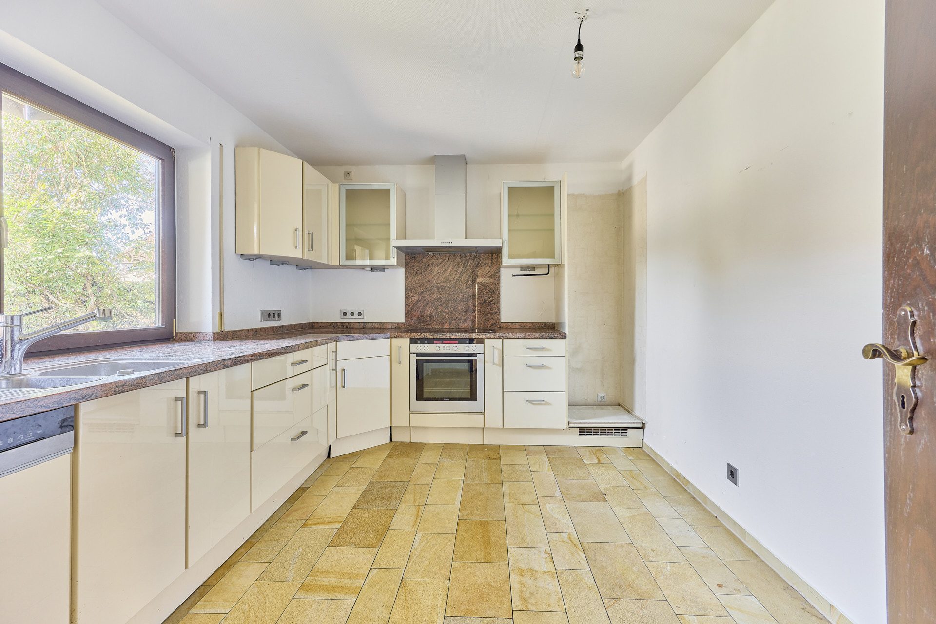 Immobilienangebot - Schriesheim - Alle - Raumwunder in Schriesheim: Familienfreundlich, ruhig gelegen und mit vielen Extras